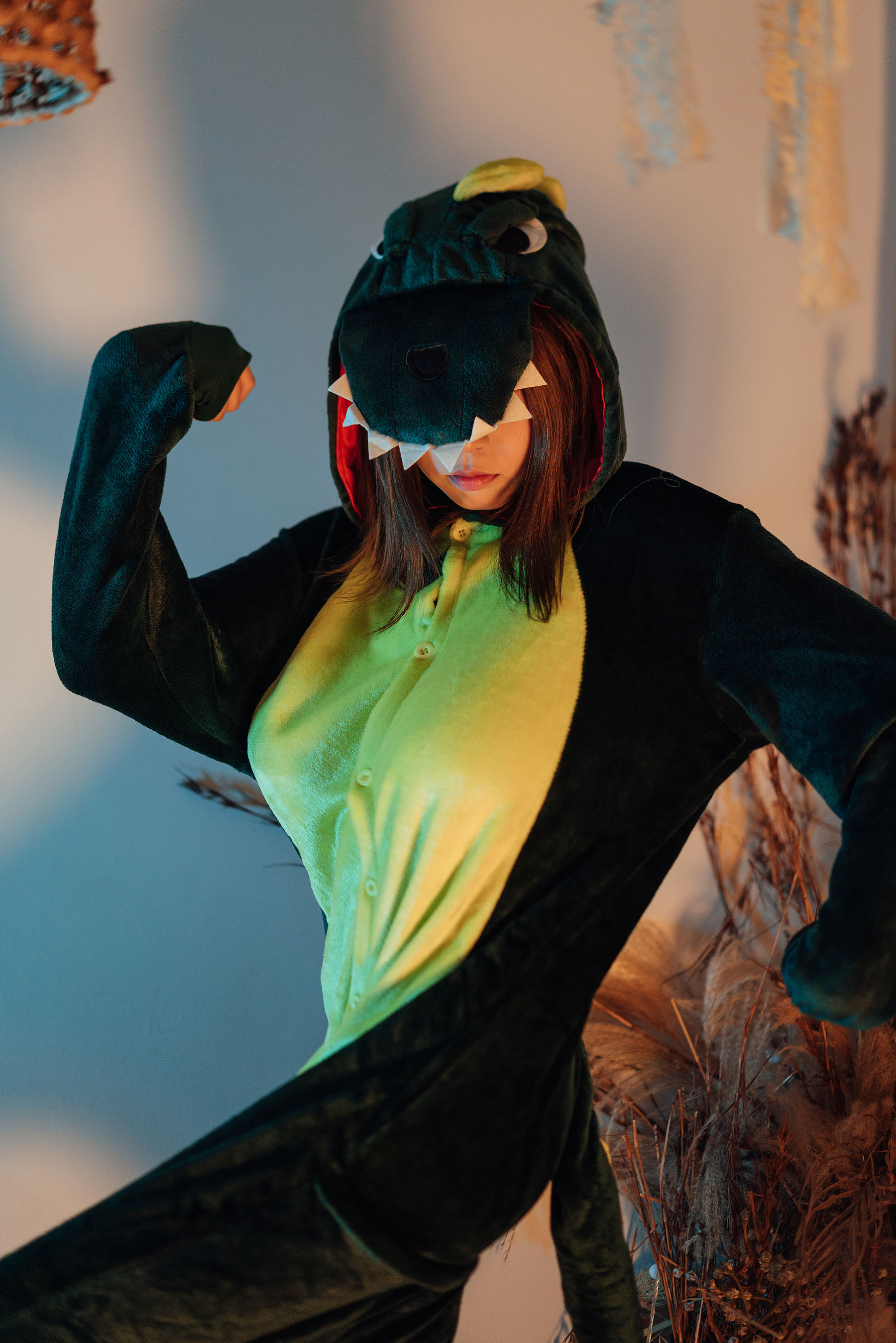 [网红COSER写真] 萌妹奈汐酱nice - 哥斯拉