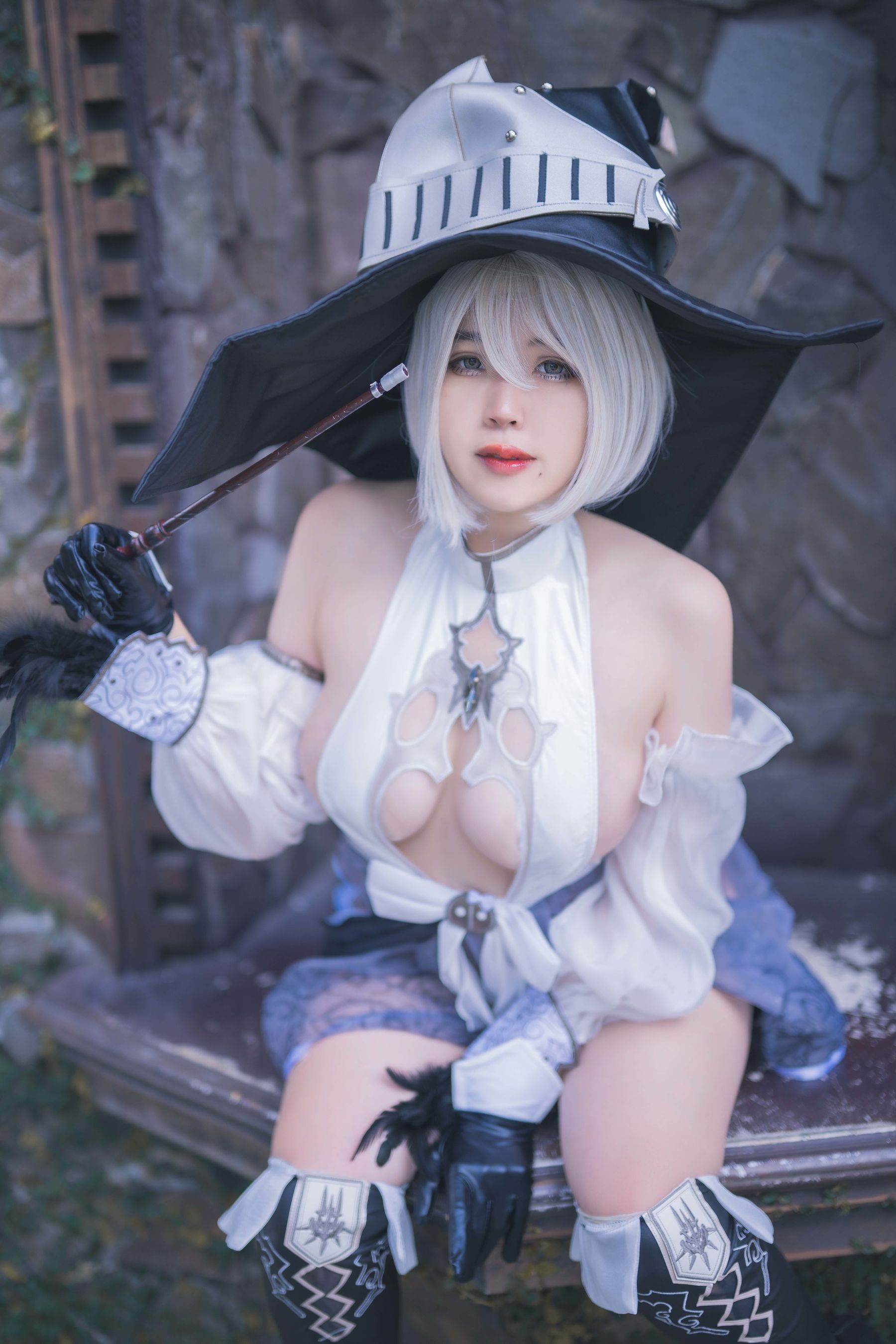 Hatori Sama - 2B Magician