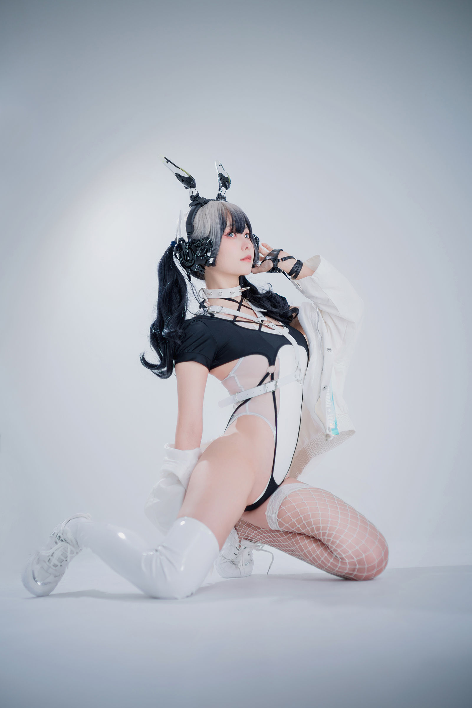 Ely_eee(ElyEE子) - Cyber Girl BLANCHE 賽博少女