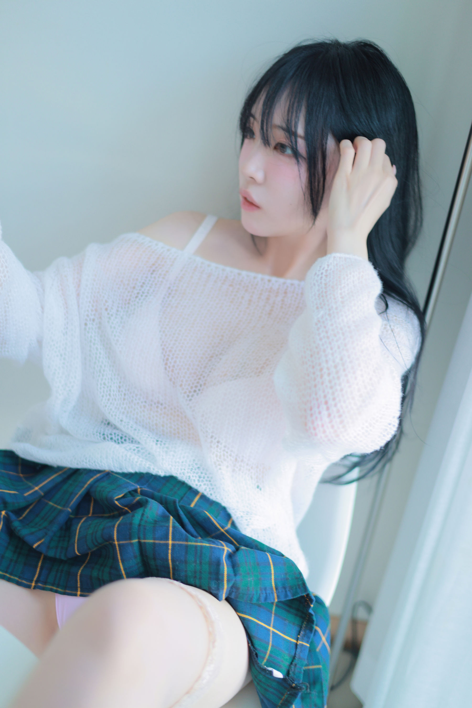 [PATREON] Rina - Extra-short plaid skirt