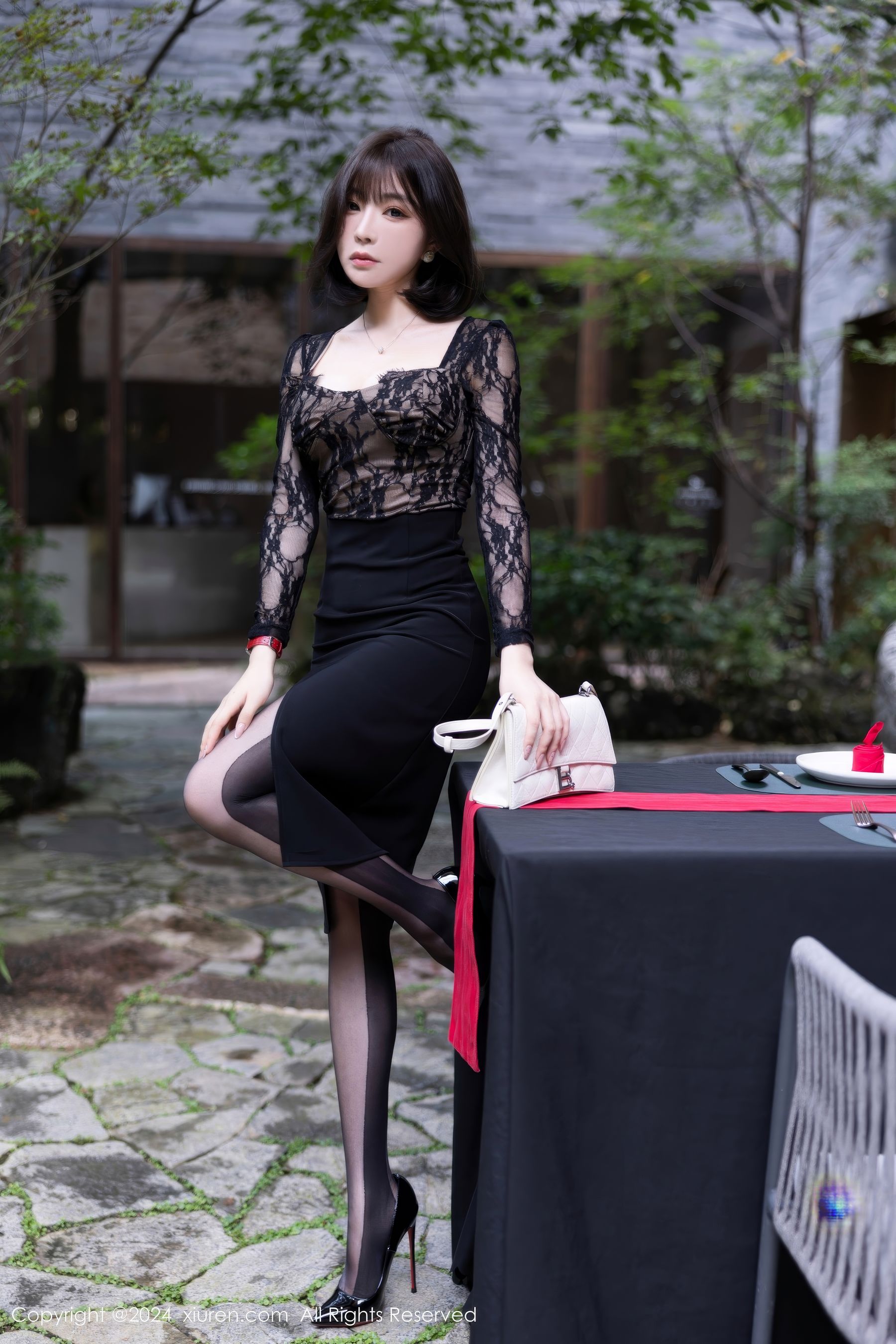 [秀人XiuRen] 2024.10.09 No.9257 徐莉芝Booty