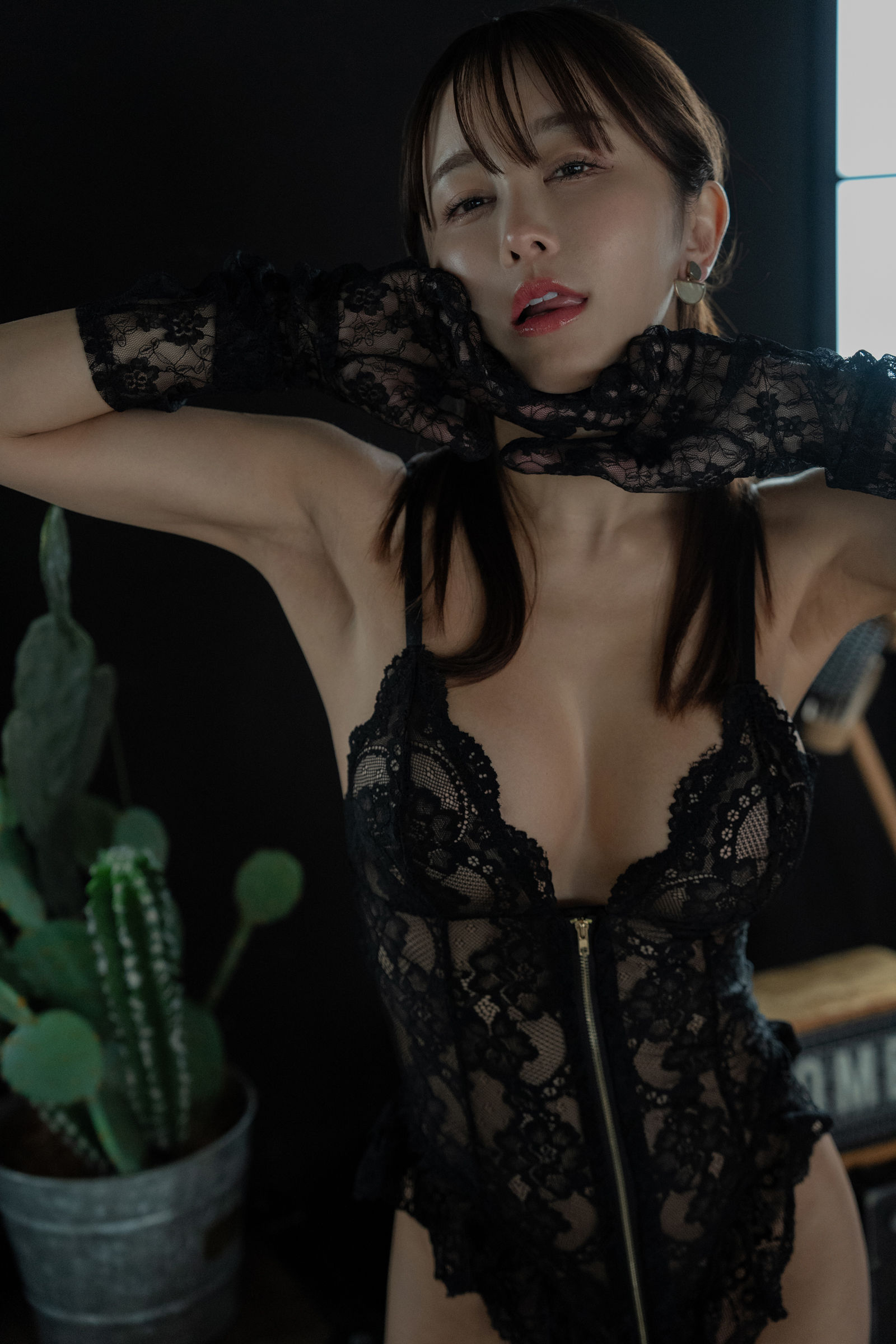 いくみ – (193iKkyu3)  [Fantia] [2024.04.06] Teddy With a Worrying Zipper