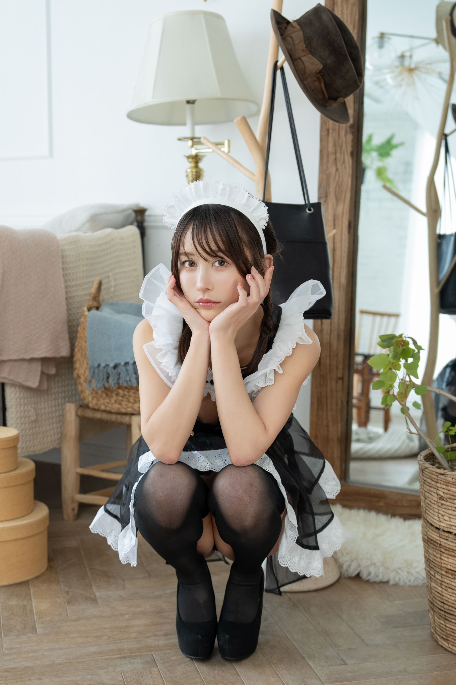 いくみ – (193iKkyu3)  [Fantia] [2024.05.05] Staunchested Maid