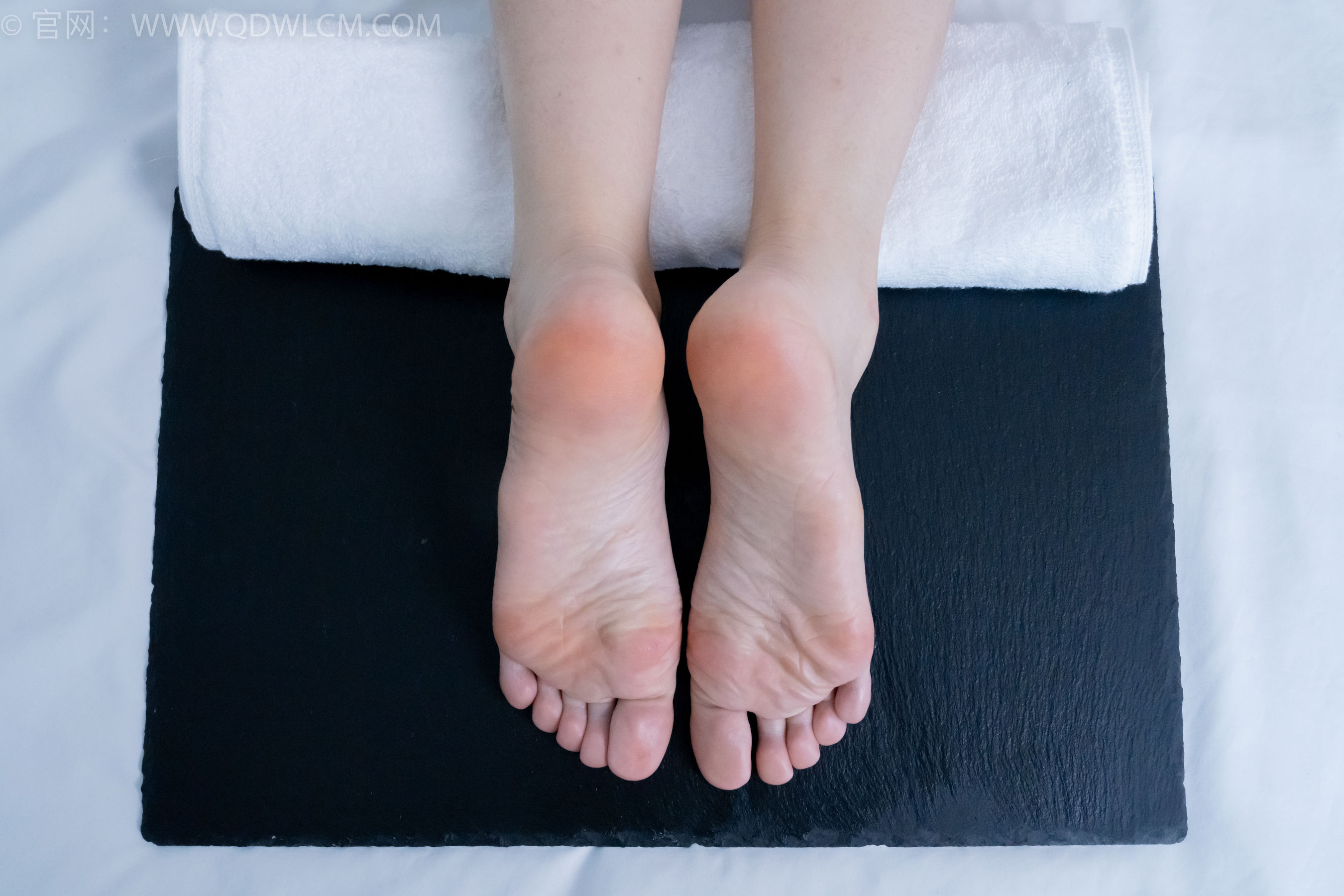 物恋传媒 No.2198 菜菜 - 手中的沙