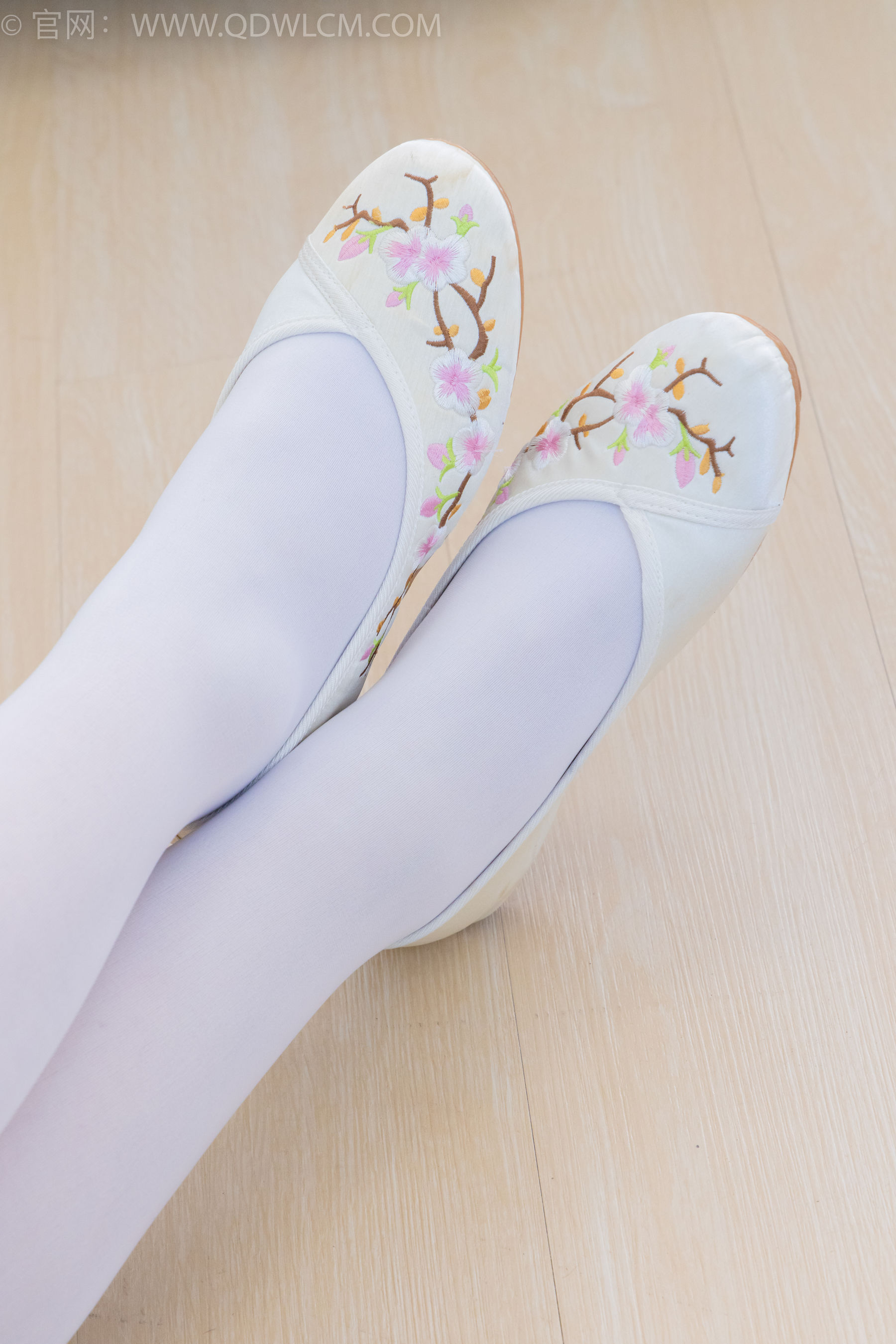 物恋传媒 No.2199 纱纱 - 阳光散落