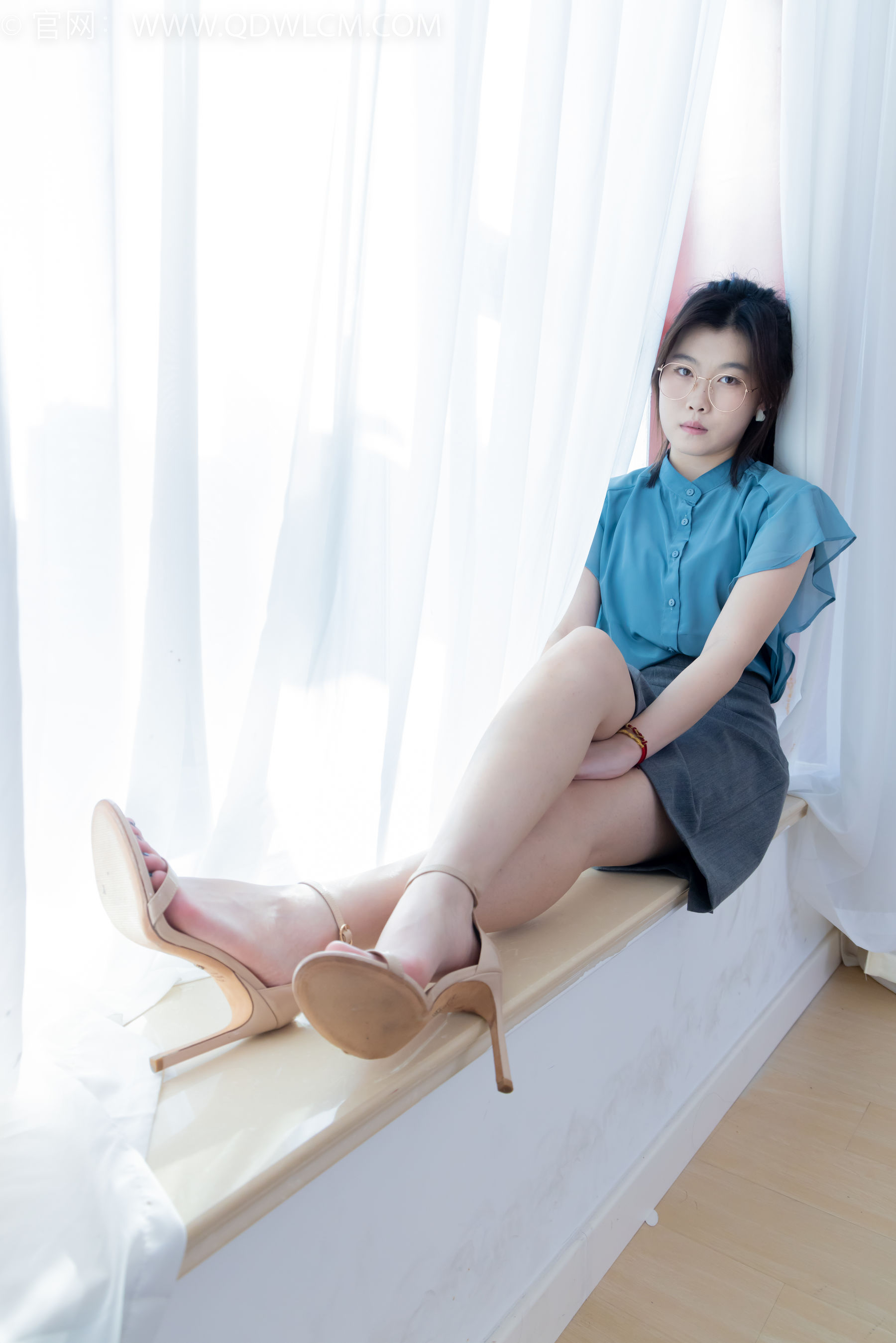 物恋传媒 No.2205 樱桃 - 东霜不会迟到