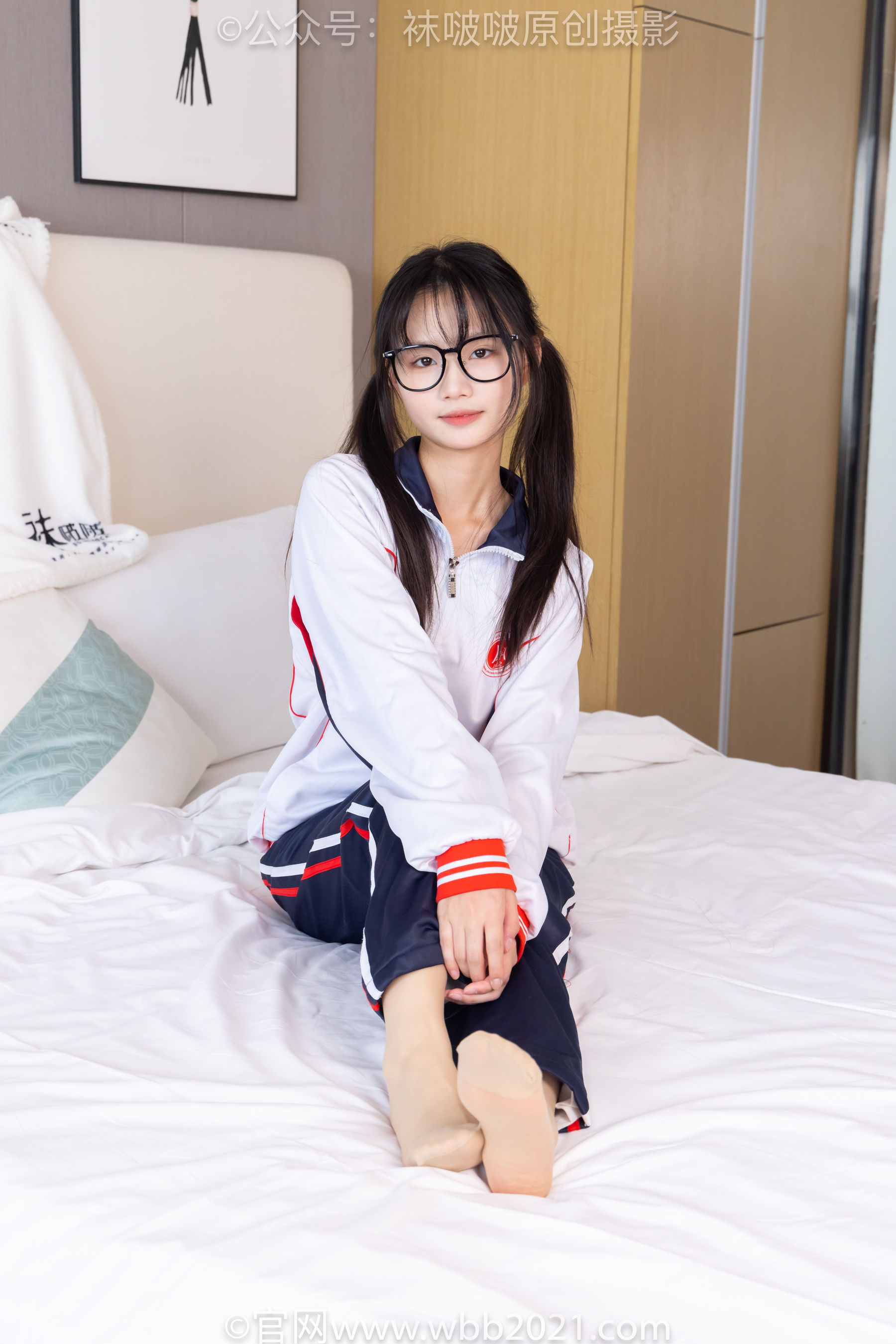 BoBoSocks袜啵啵 No.458 甜甜圈 -板鞋、白棉袜、肉丝、校服裤里丝