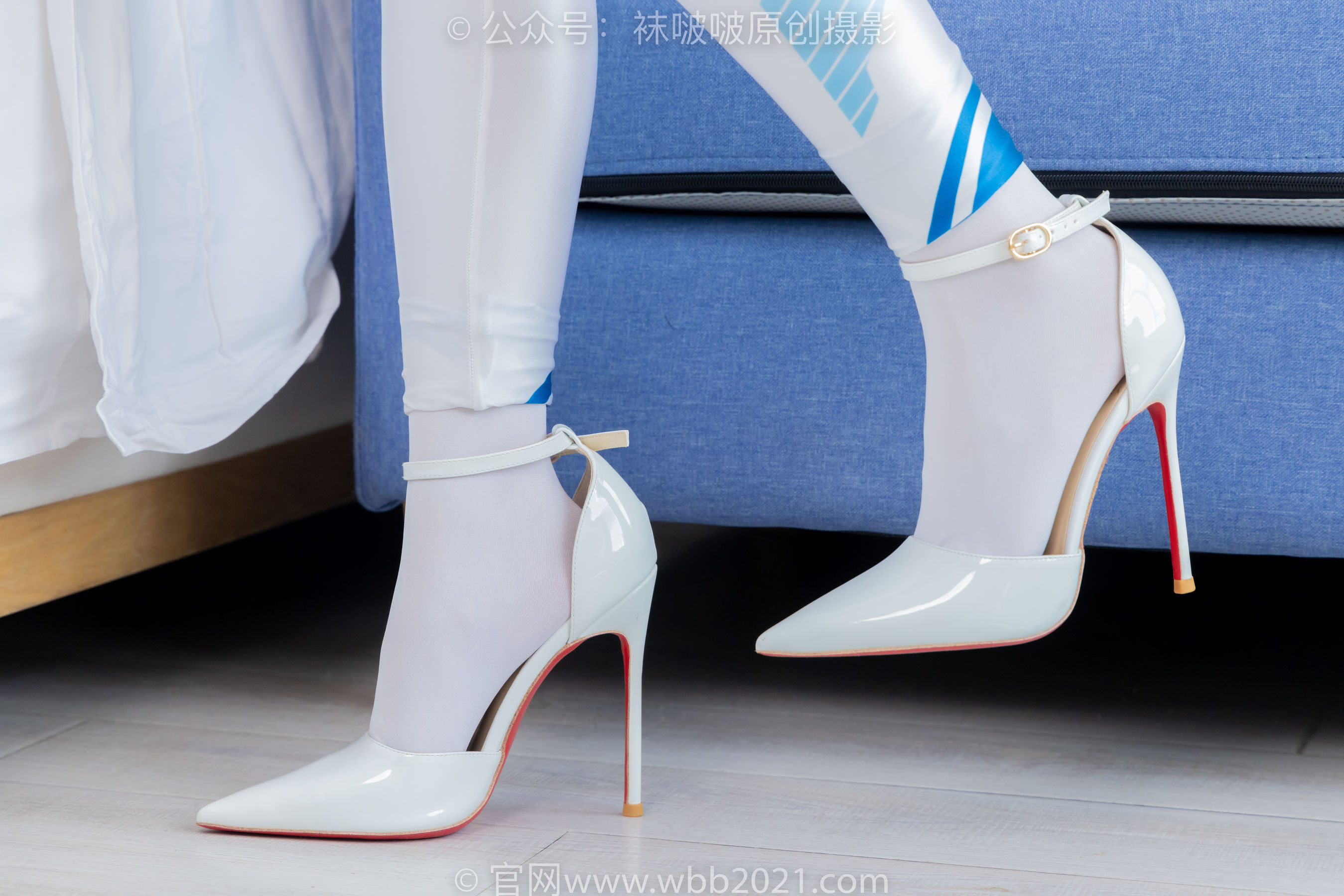 BoBoSocks袜啵啵 No.463 甜甜圈 -高跟鞋、厚白丝、裸足、连体衣裤里丝