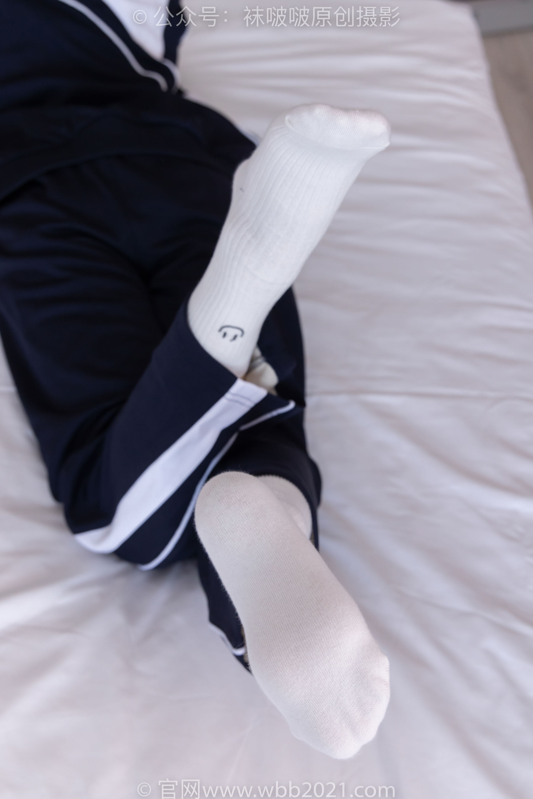 BoBoSocks袜啵啵 No.456 甜甜圈 -运动鞋、白棉袜、裸足、校服