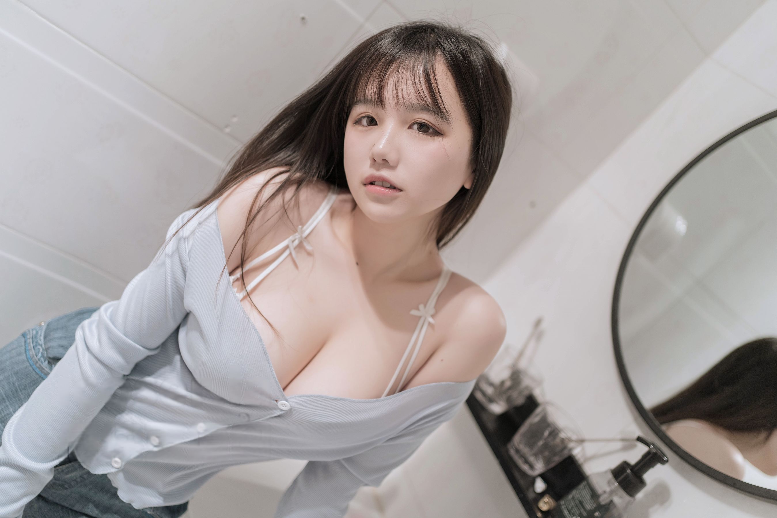 阿半今天很开心 - 住在隔壁的太太