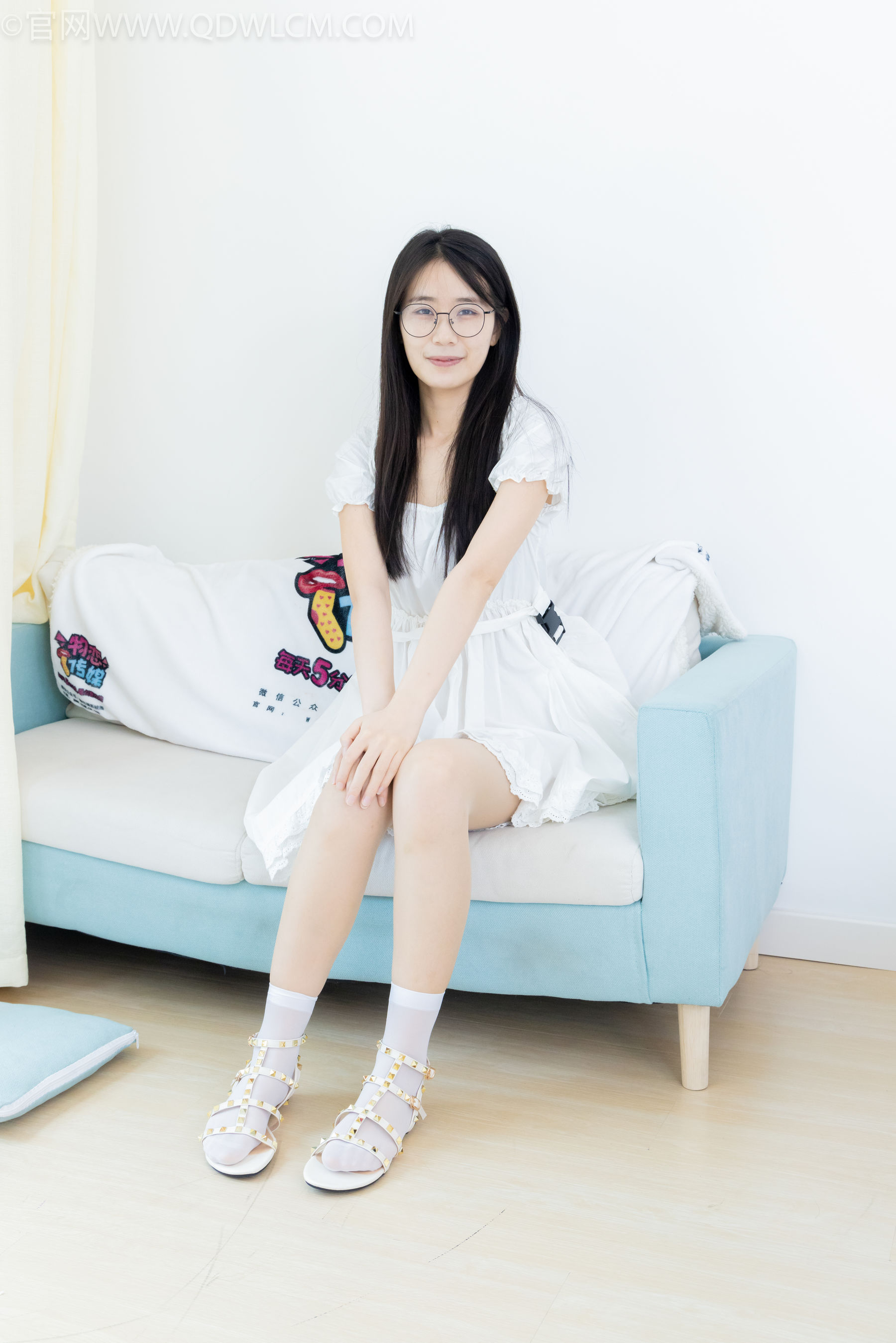 物恋传媒 No.2171 菜菜 -宇宙的黄昏