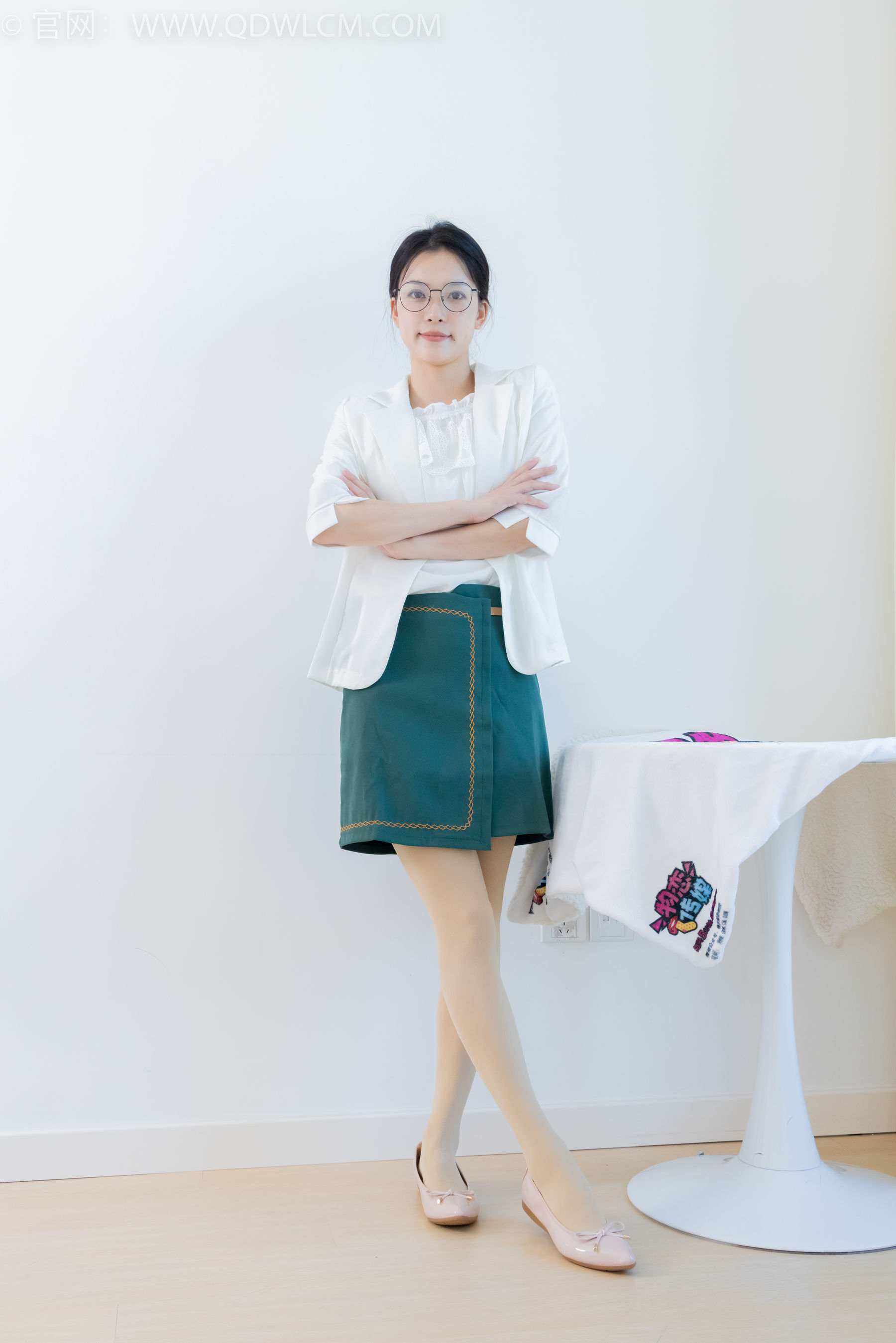 物恋传媒 No.2157 茯苓 -明亮而不刺眼