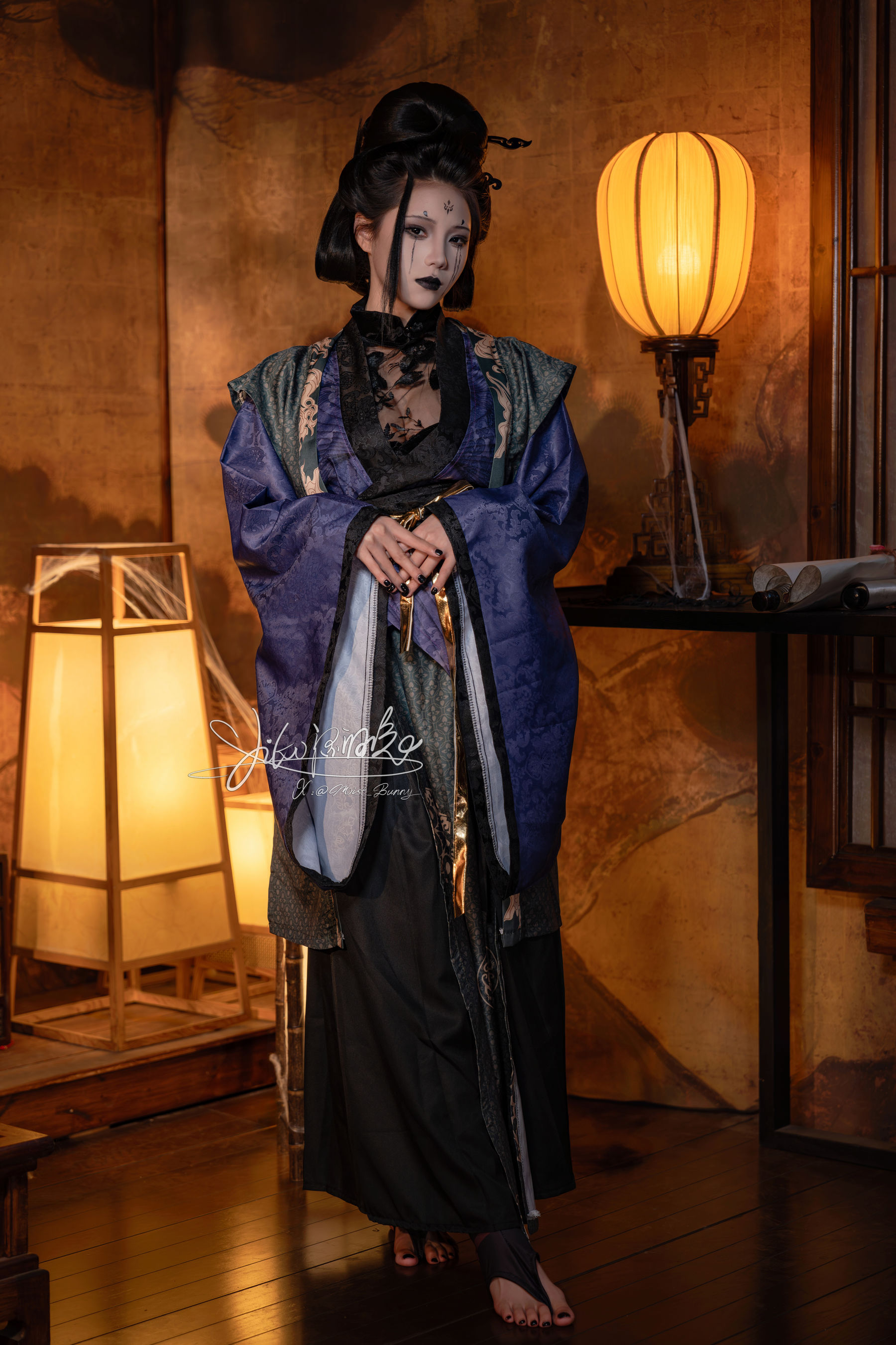 咬一口兔娘 - 阁中四妹