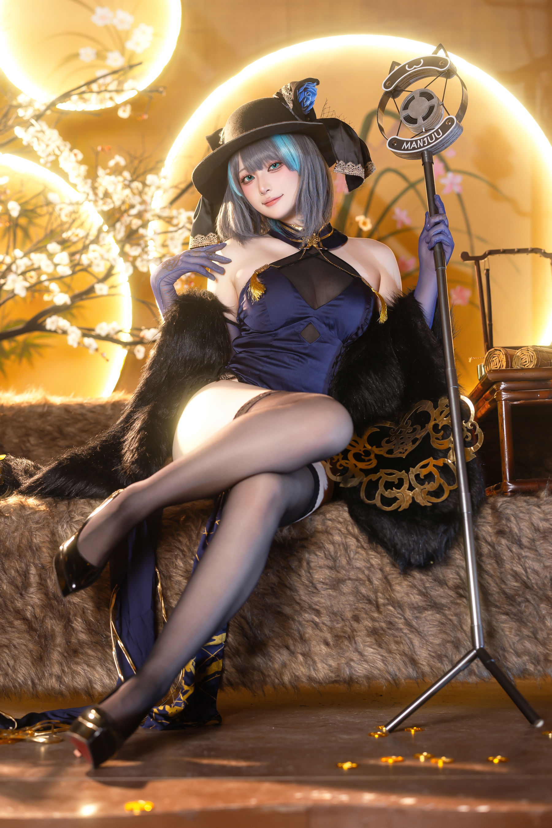 屿鱼 - 金装猫猫头