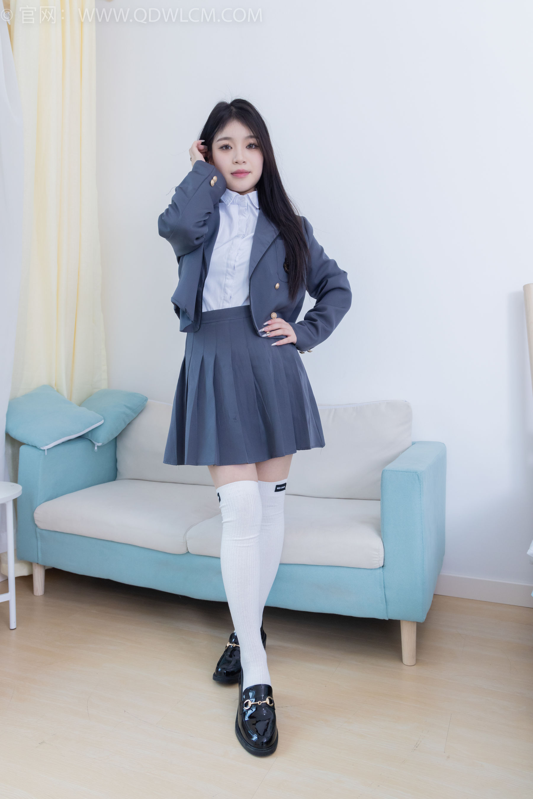 物恋传媒 No.2218 闪闪 - 黑夜是平静的