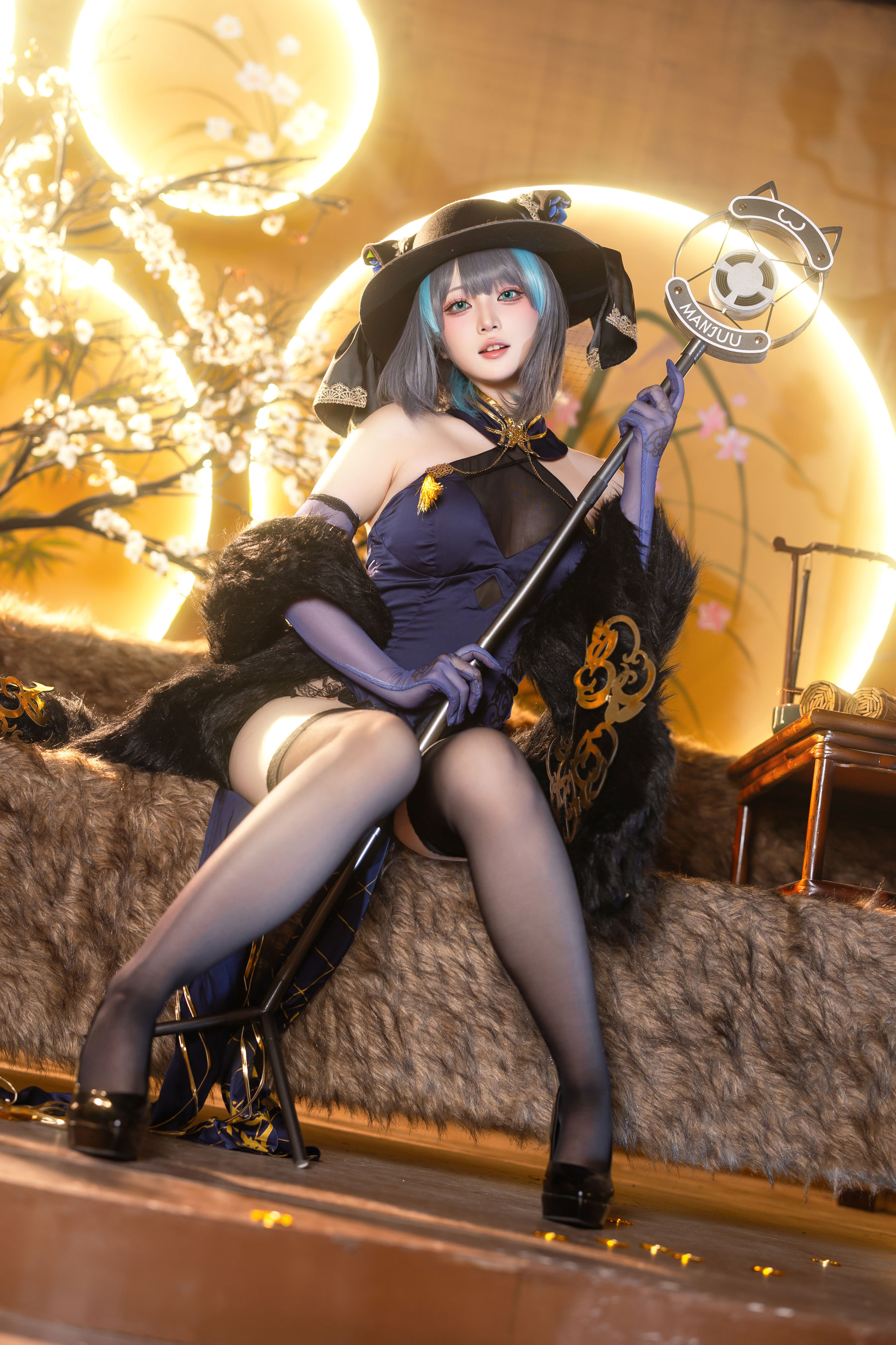 屿鱼 - 金装猫猫头