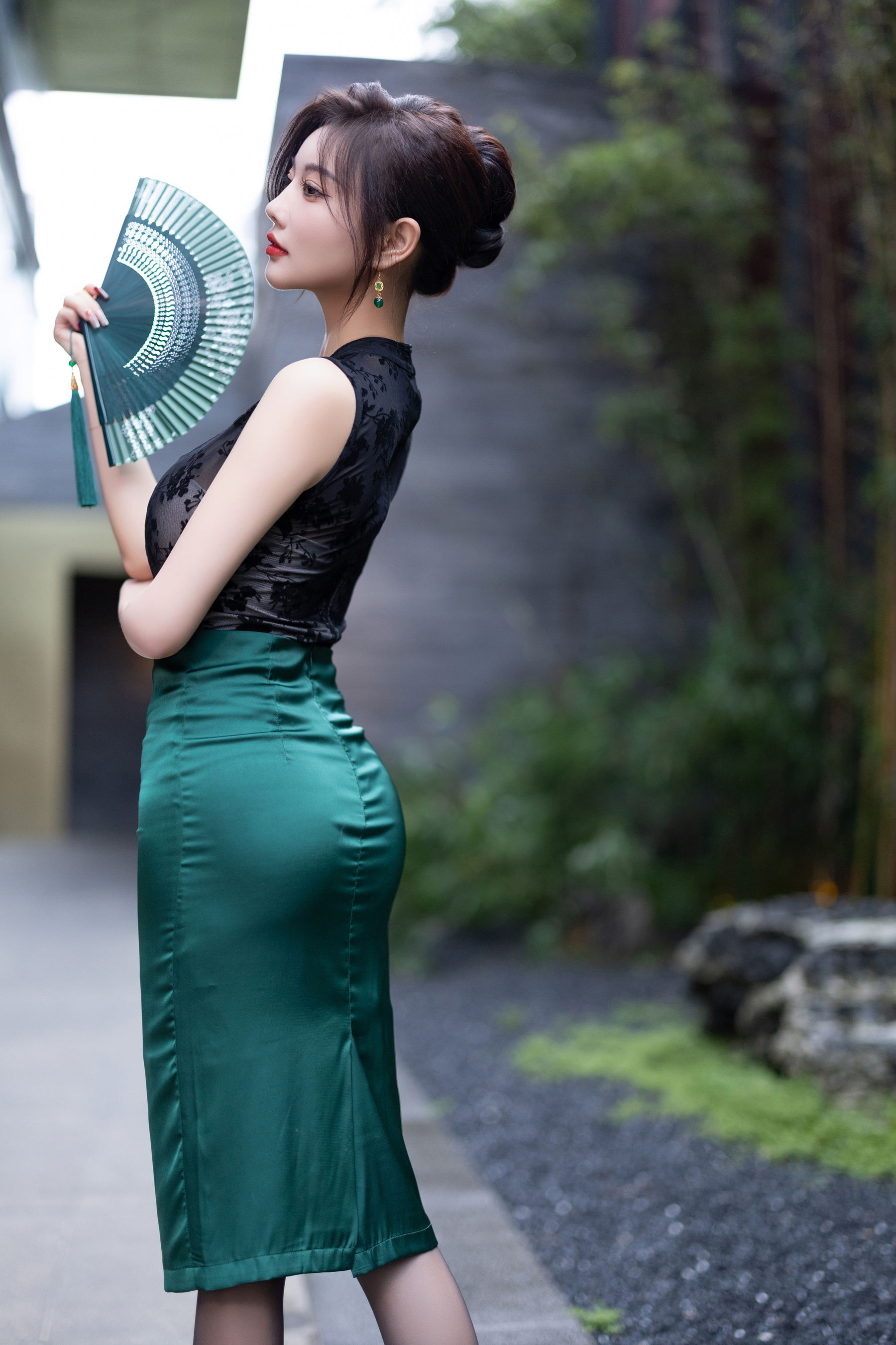 杨晨晨 - 绿色长裙