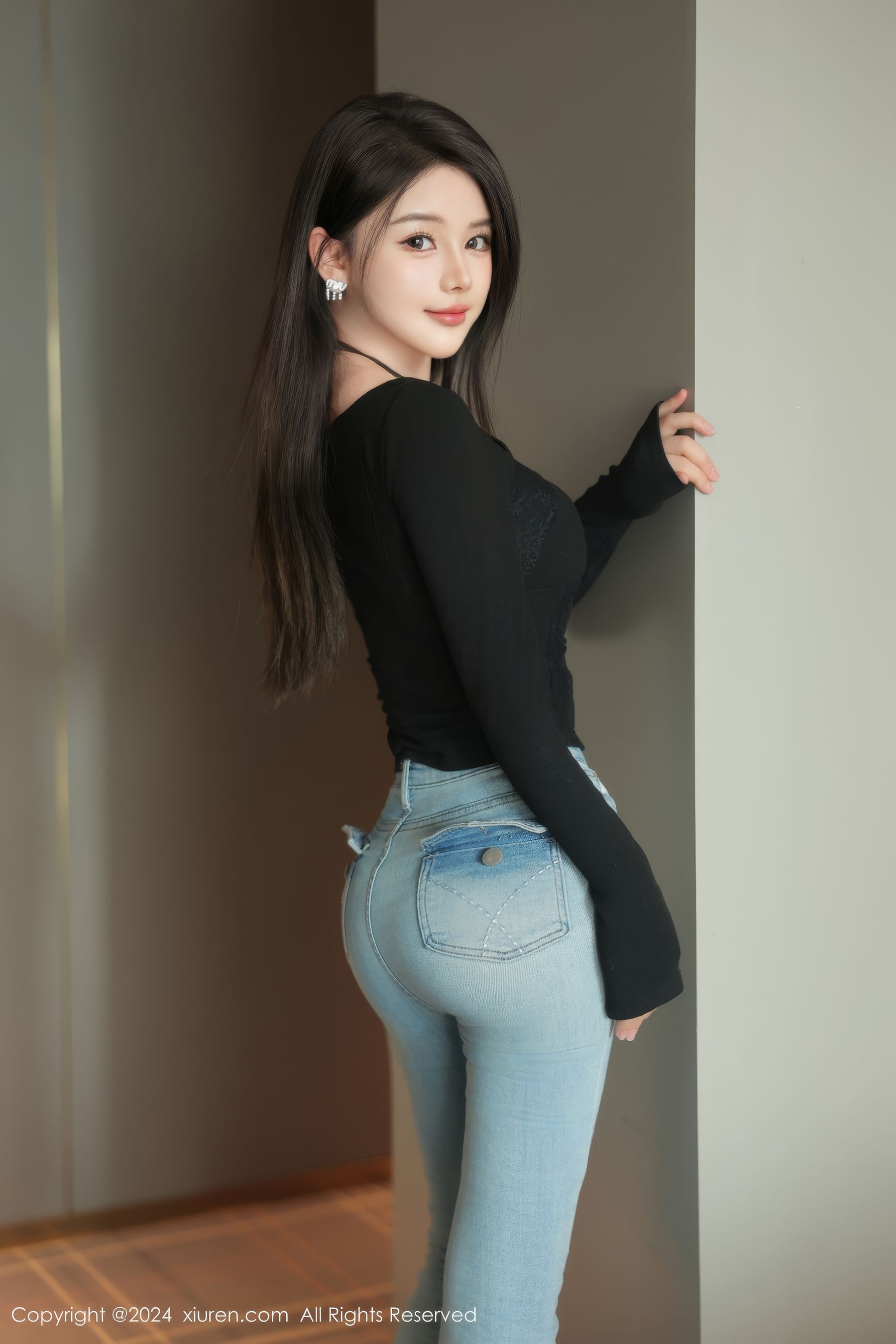 [秀人XiuRen] 2024.12.27 No.9666 爱酱里