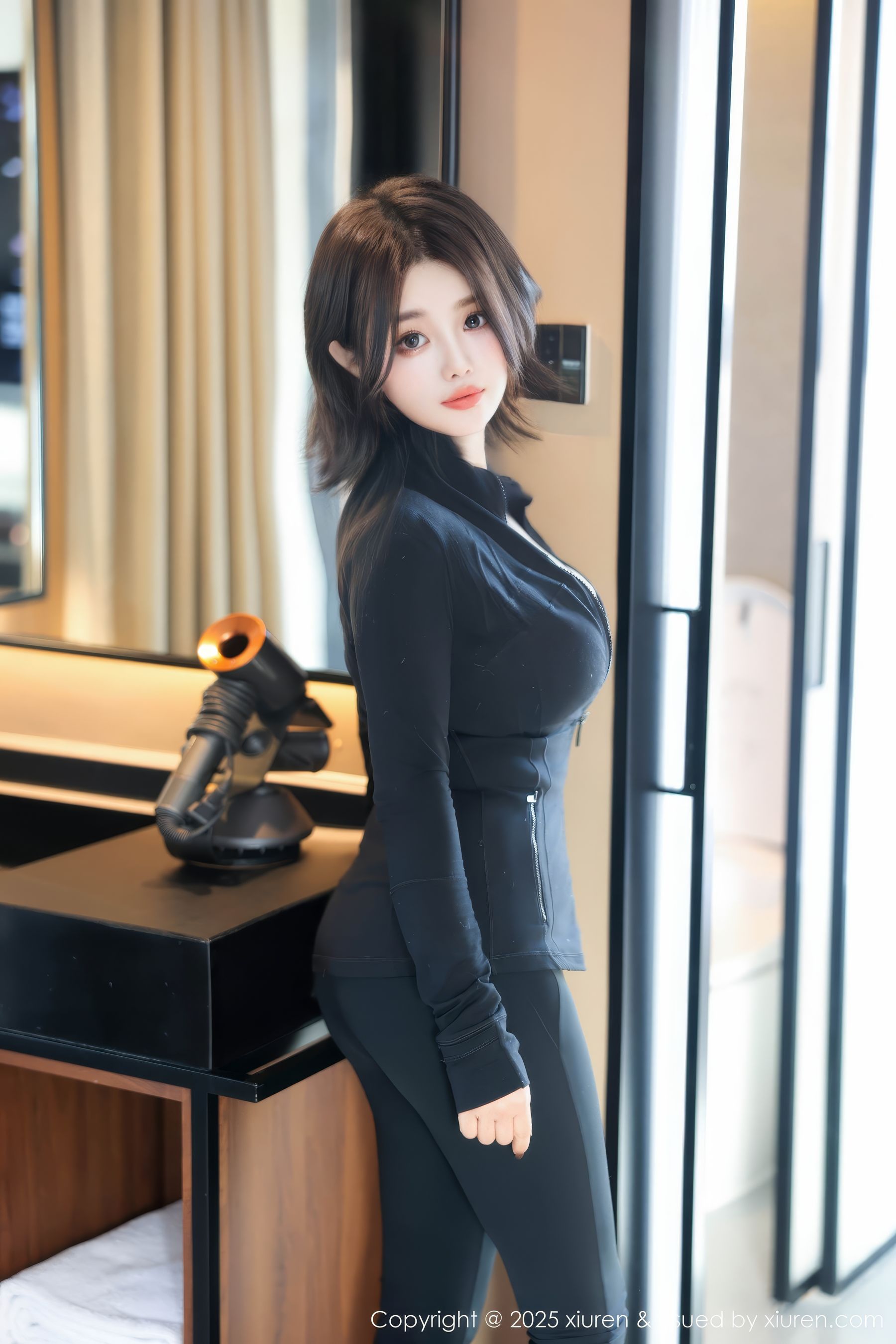 [秀人XiuRen] 2025.01.02 No.9694 M0nica