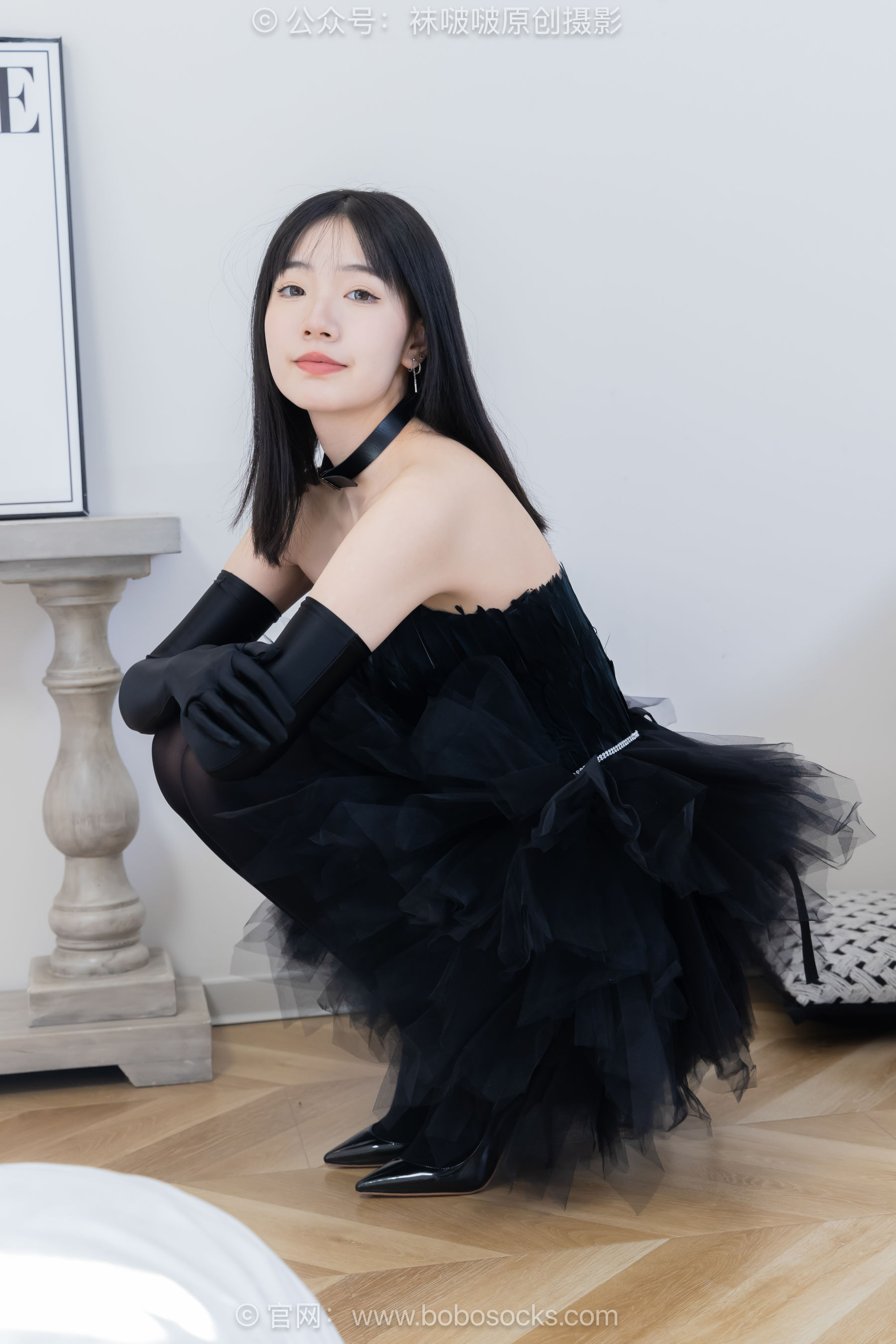 BoBoSocks袜啵啵 No.487 小甜豆 高跟鞋、油亮厚黑丝、黑色丝手套