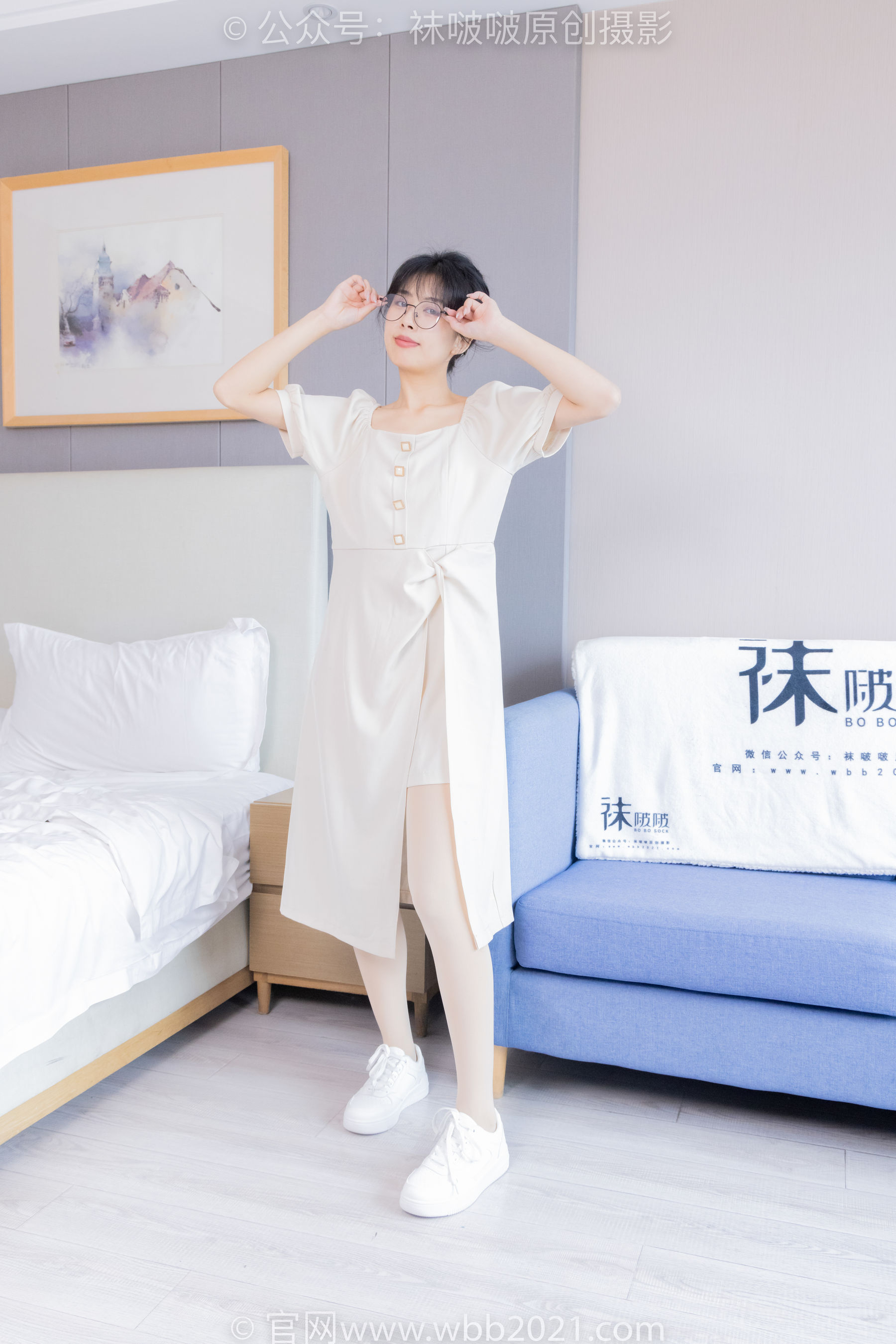 BoBoSocks袜啵啵 No.483 奶油 - 板鞋、白船袜厚肉丝叠穿、厚肉丝、瑜伽动作、船袜和丝袜分别踩葡萄剧情