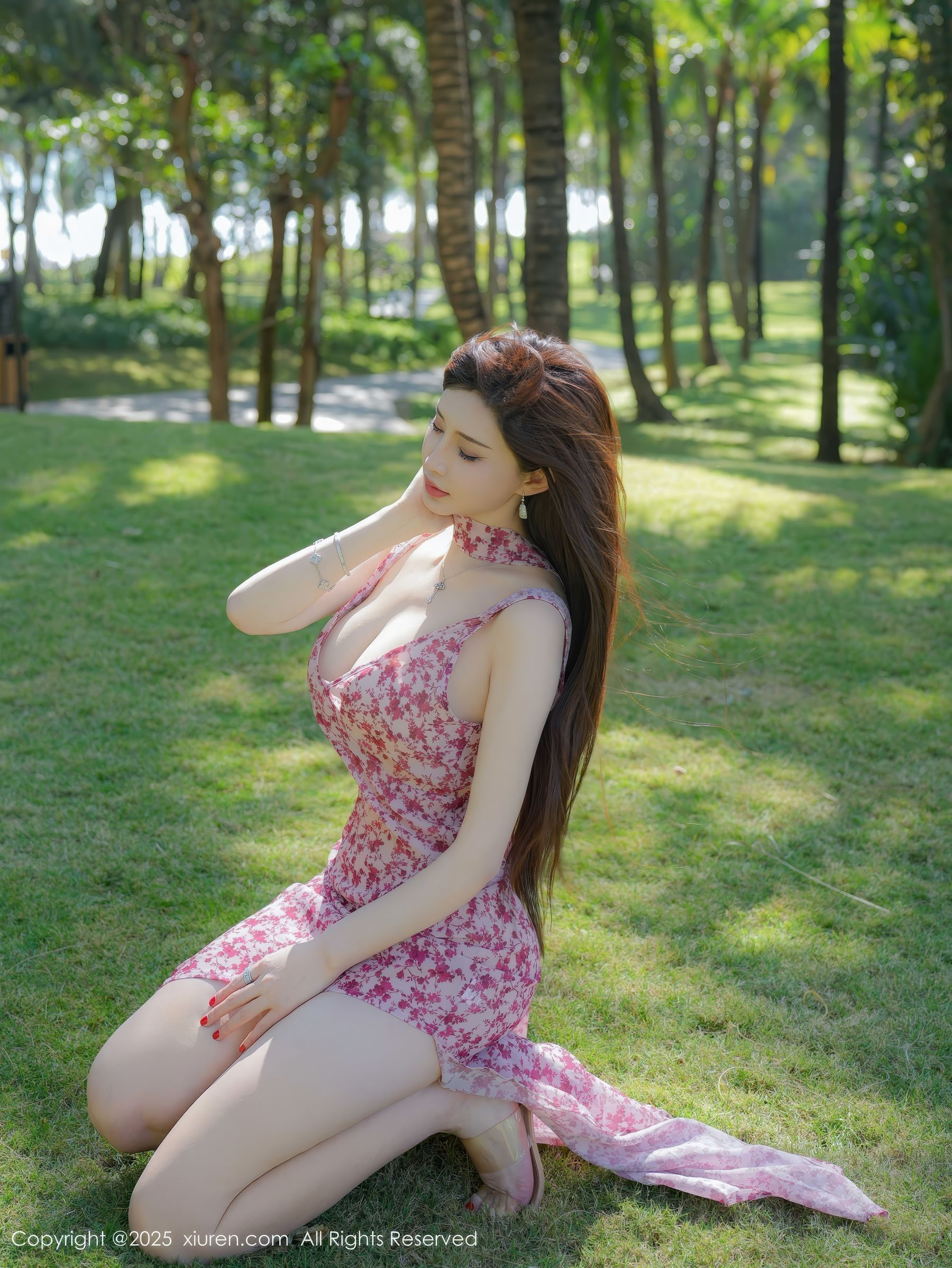 [秀人XiuRen] 2025.01.10 No.9736 Carol周妍希X