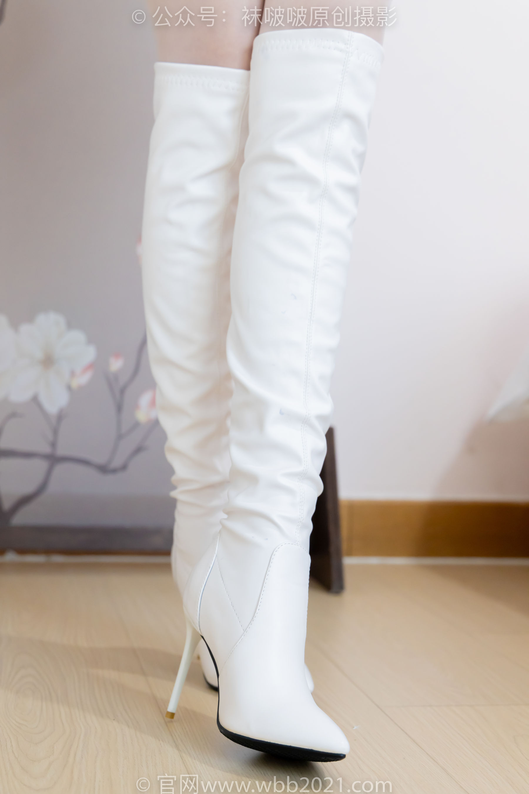 BoBoSocks袜啵啵 No.495 小甜豆 高跟长靴、白棉袜、薄白丝