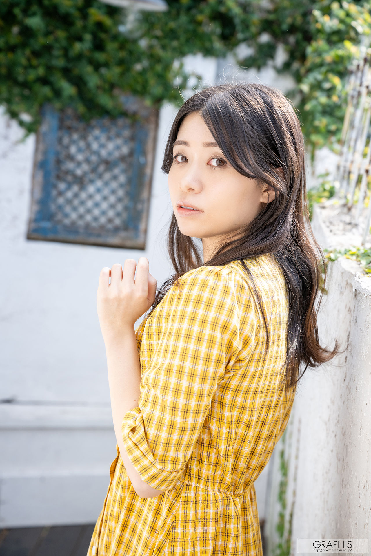 [Graphis Gals] NO.553 Hamabe Shiho 浜辺栞帆 SPLENDID!