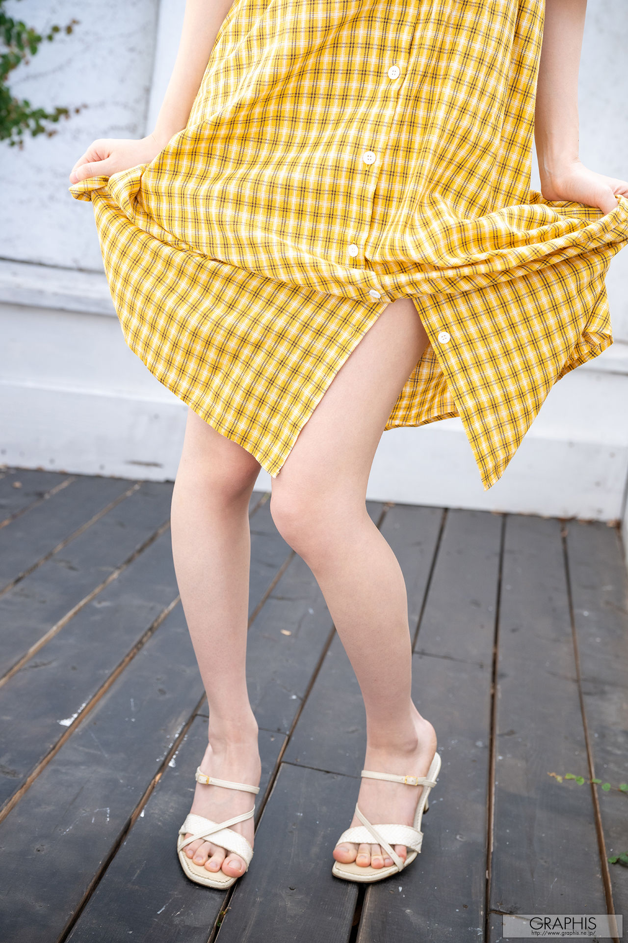 [Graphis Gals] NO.553 Hamabe Shiho 浜辺栞帆 SPLENDID!