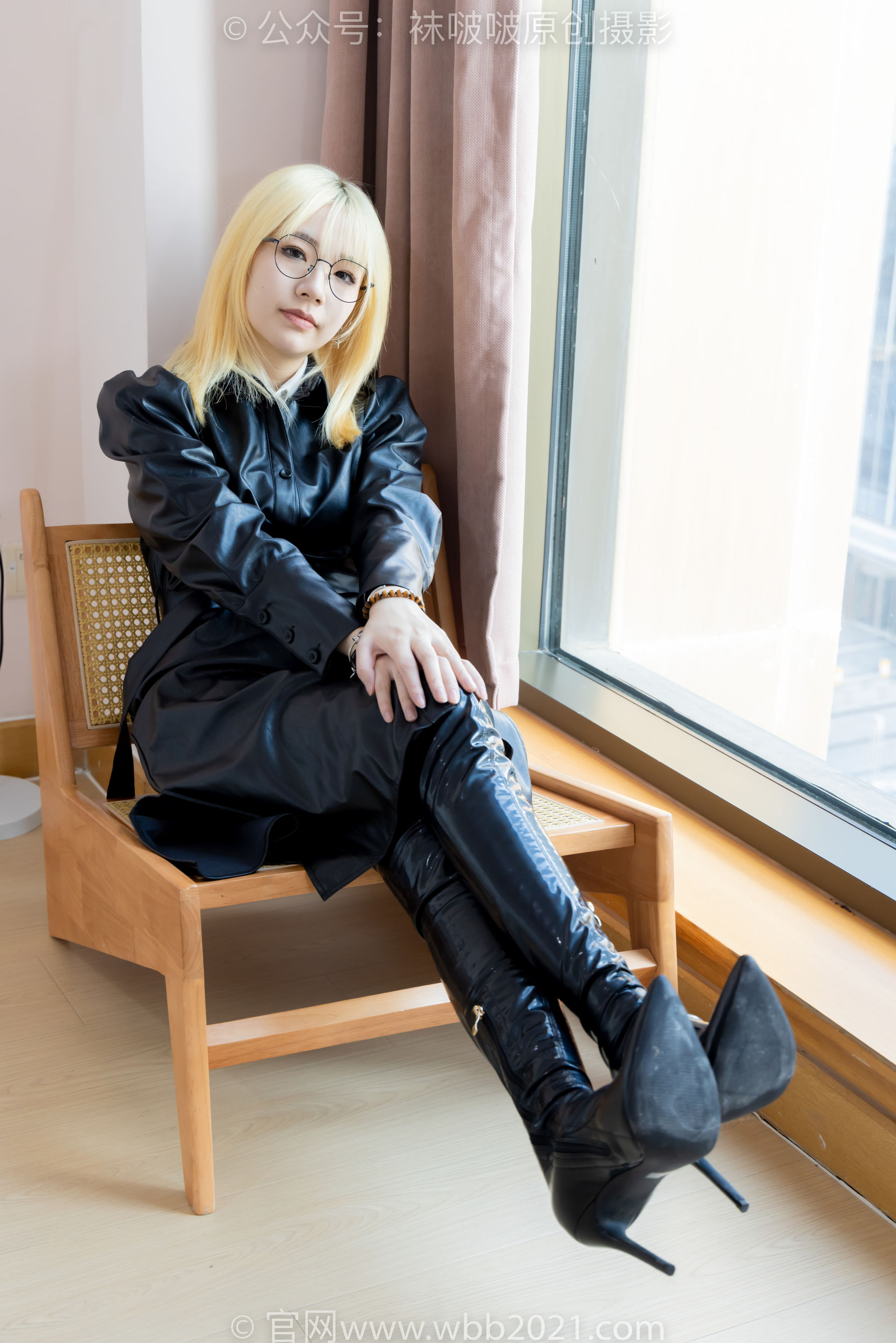 BoBoSocks袜啵啵 No.507 小甜豆 高跟长靴、薄黑丝、皮衣外套、ol风