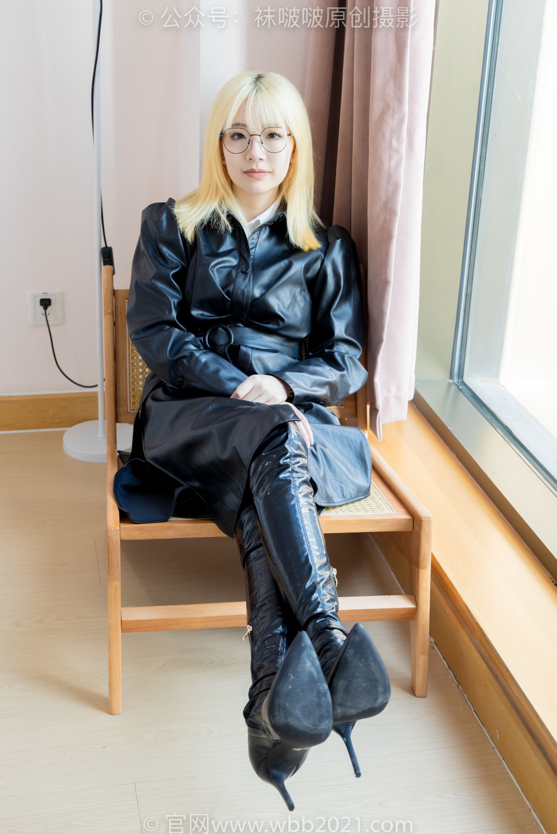 BoBoSocks袜啵啵 No.507 小甜豆 高跟长靴、薄黑丝、皮衣外套、ol风