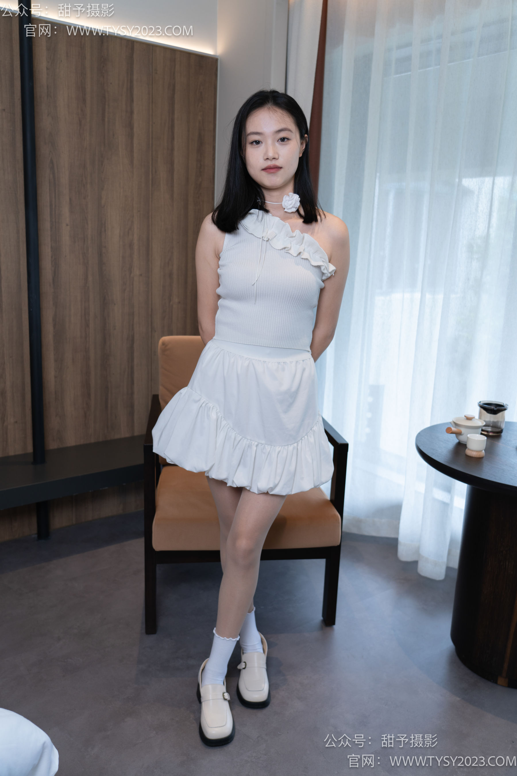 甜予摄影 No.106 齐齐&澜澜 - 皮鞋、板鞋、黑丝、肉丝、白棉袜、脏白棉袜