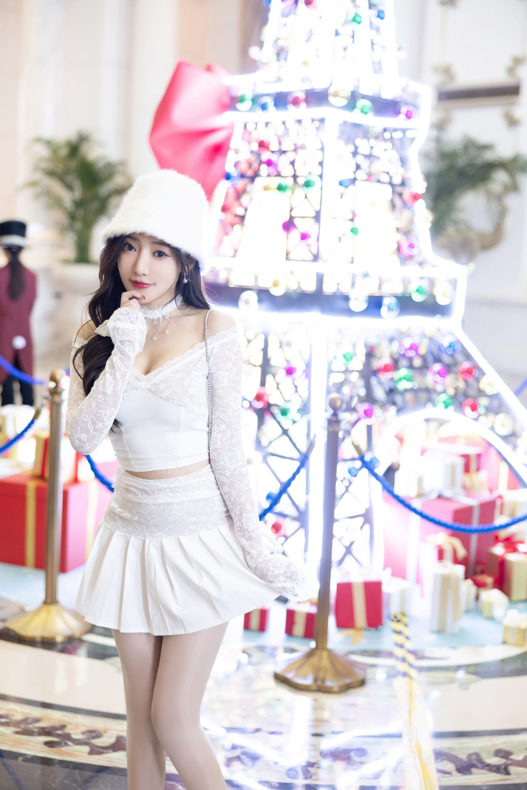 王馨瑶 - 红色情趣