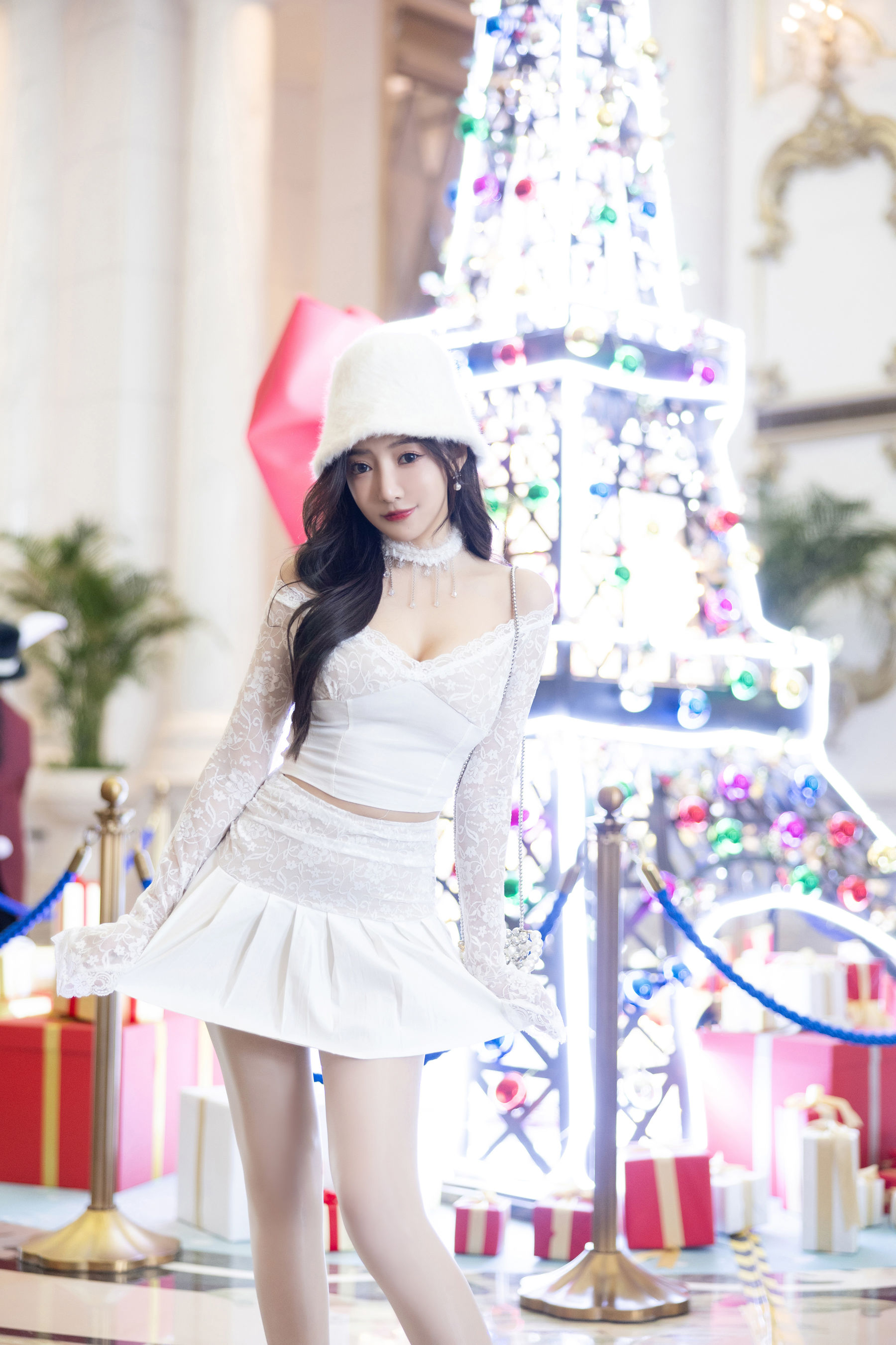 王馨瑶 - 红色情趣