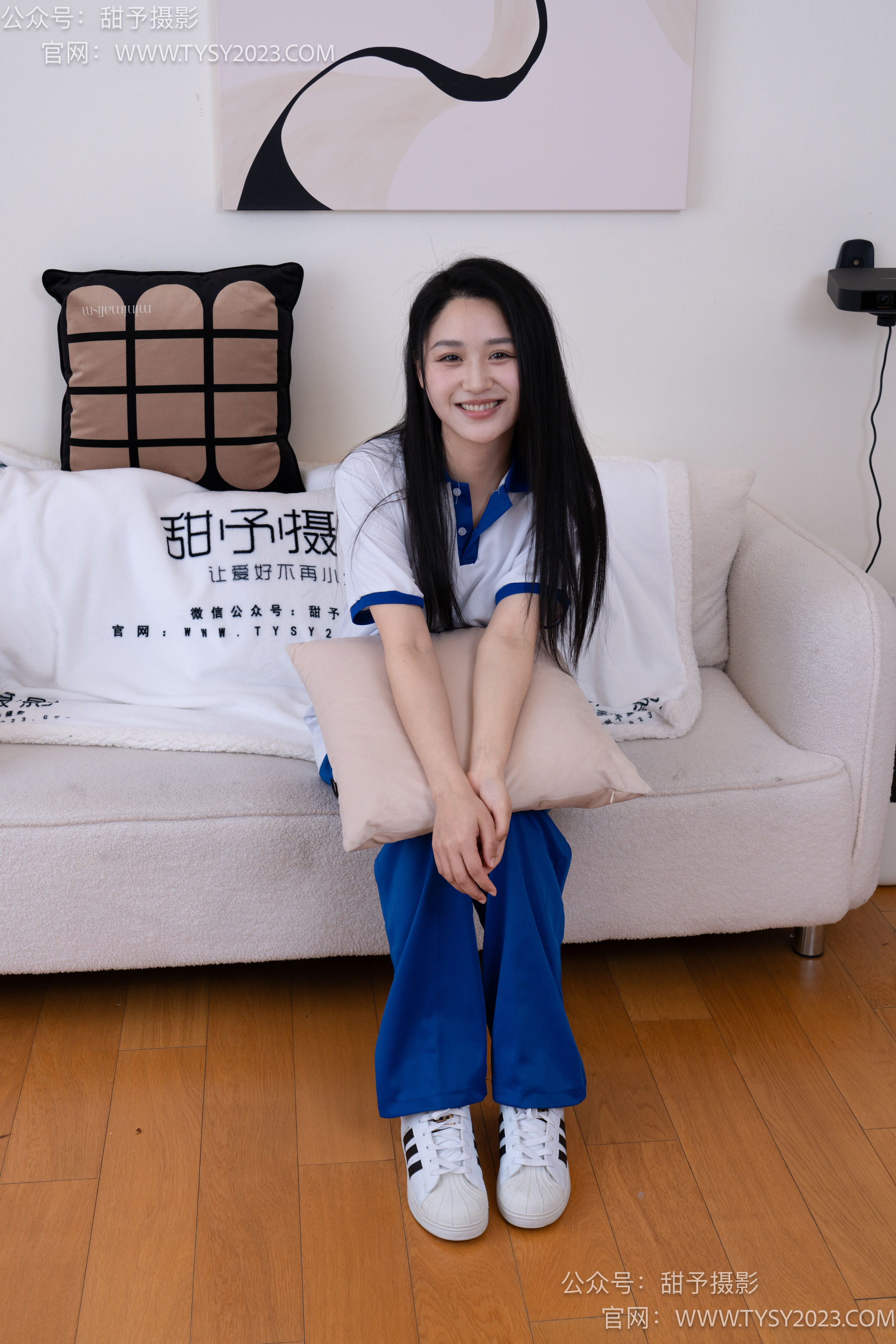 甜予摄影 No.102 澜澜 - 板鞋、白棉袜、肉丝（脚尖微加固款）