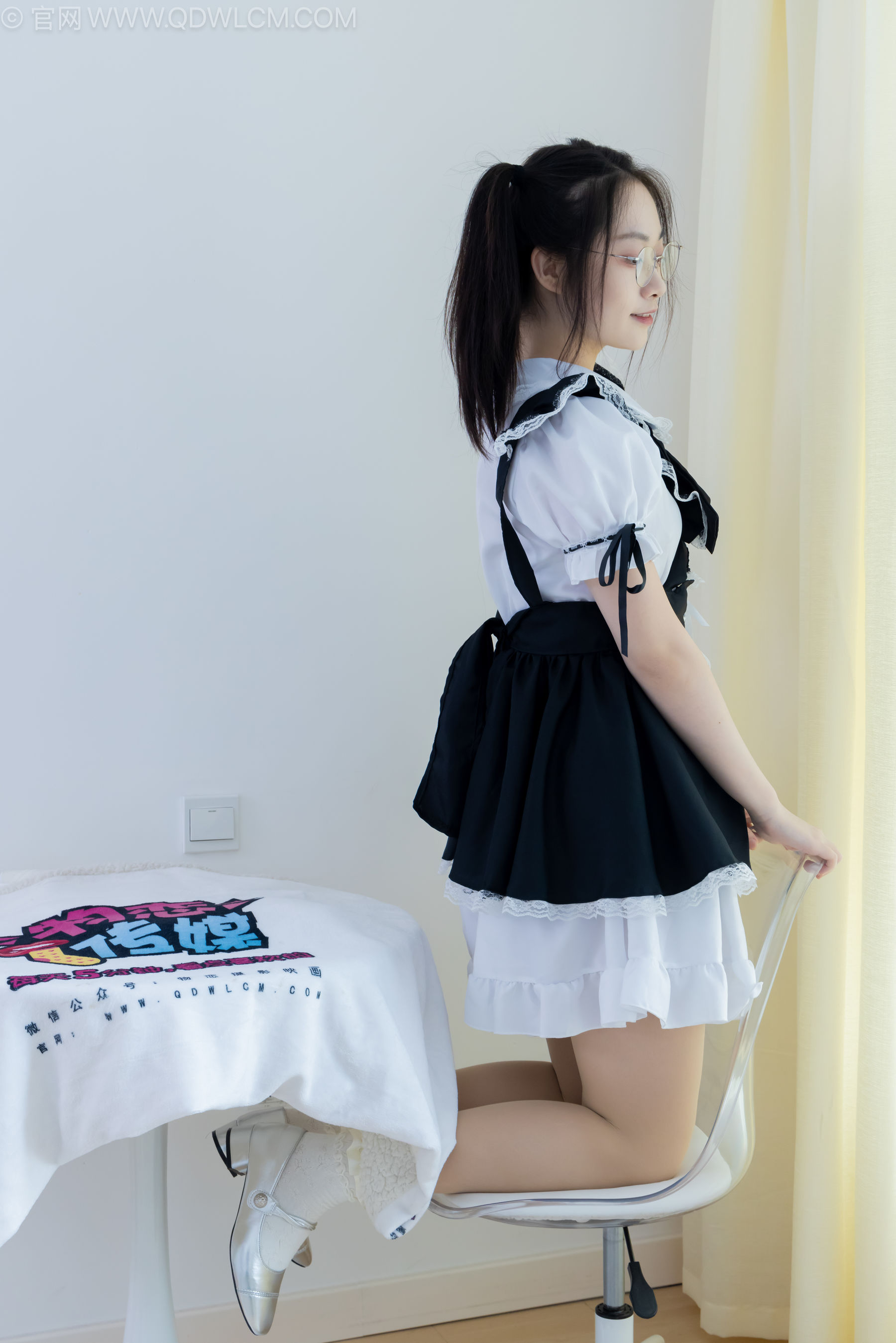 物恋传媒 No.2239 小新 -低跟鞋、白棉袜、厚肉丝、女仆装