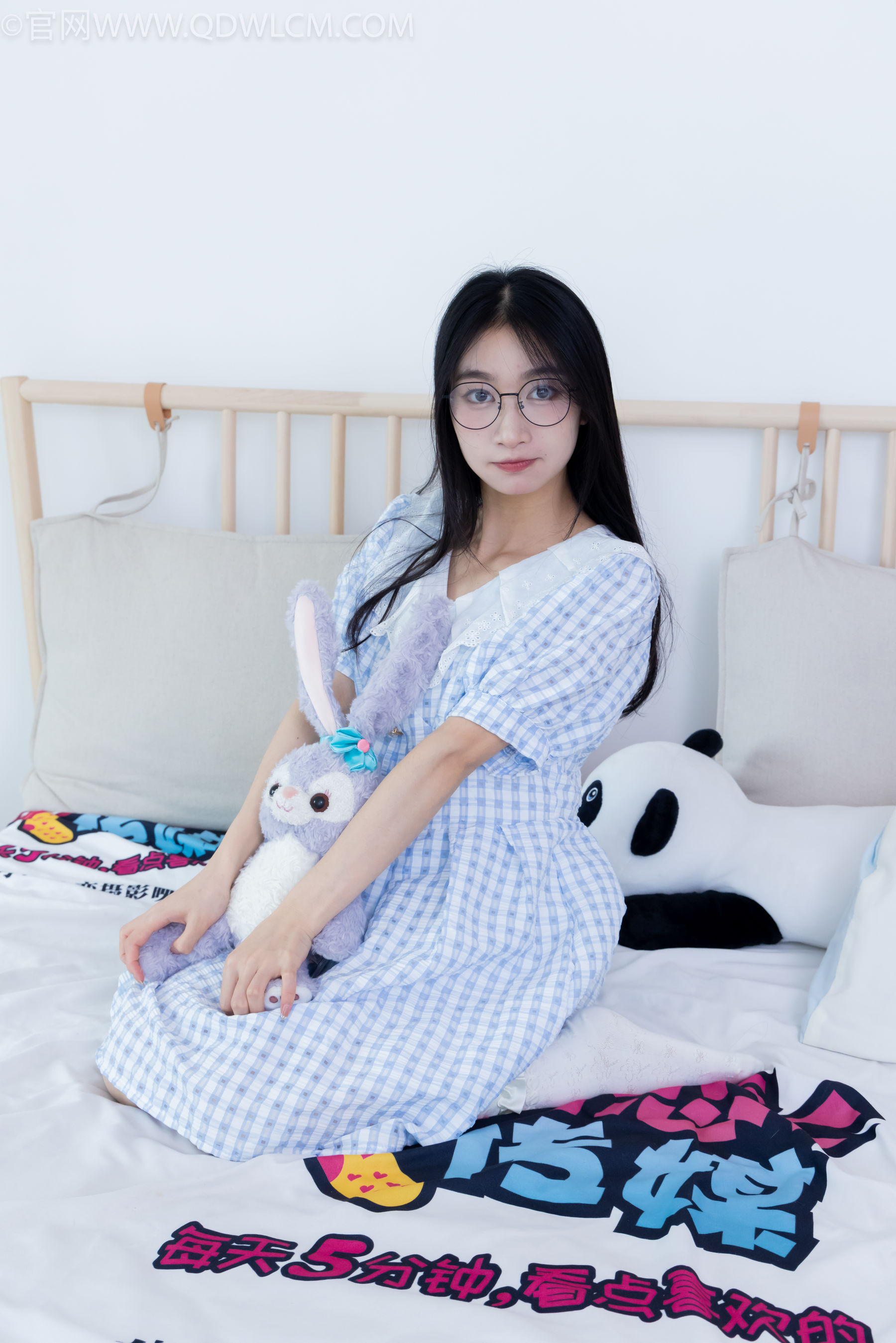 物恋传媒 No.2261 小影 -高跟鞋、白棉袜、薄肉丝