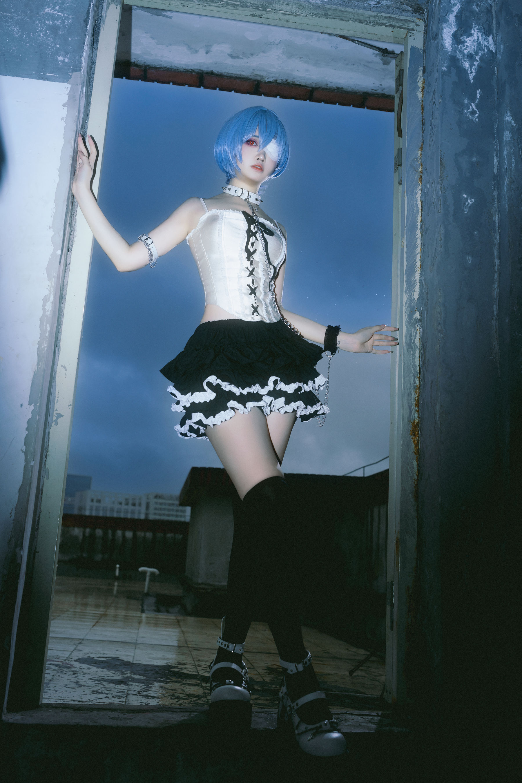 洛桑w伊梓 - 雨后天台