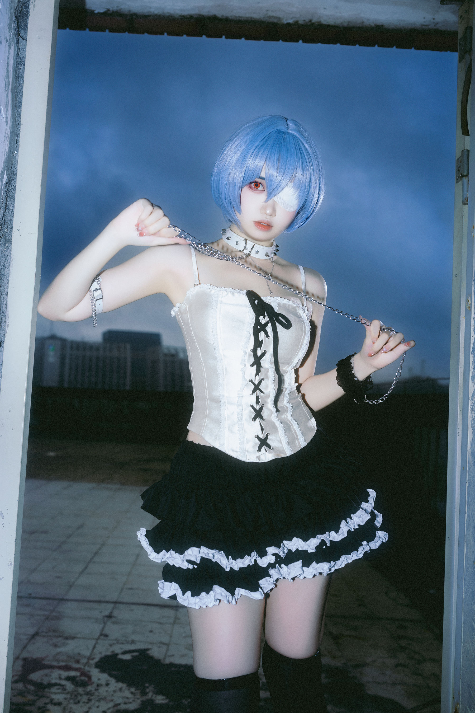 洛桑w伊梓 - 雨后天台