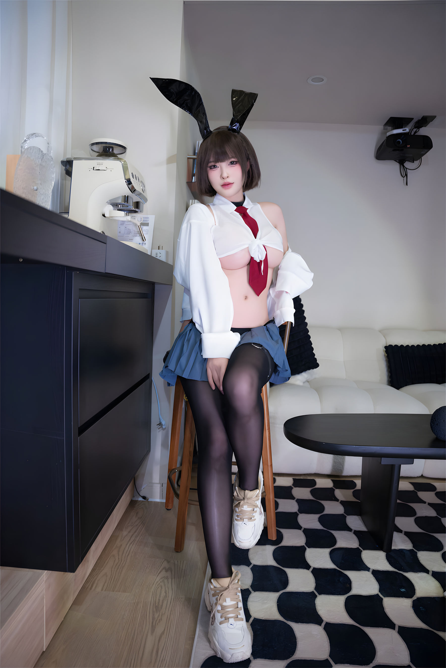 尤物清水由乃 - JK兔女郎