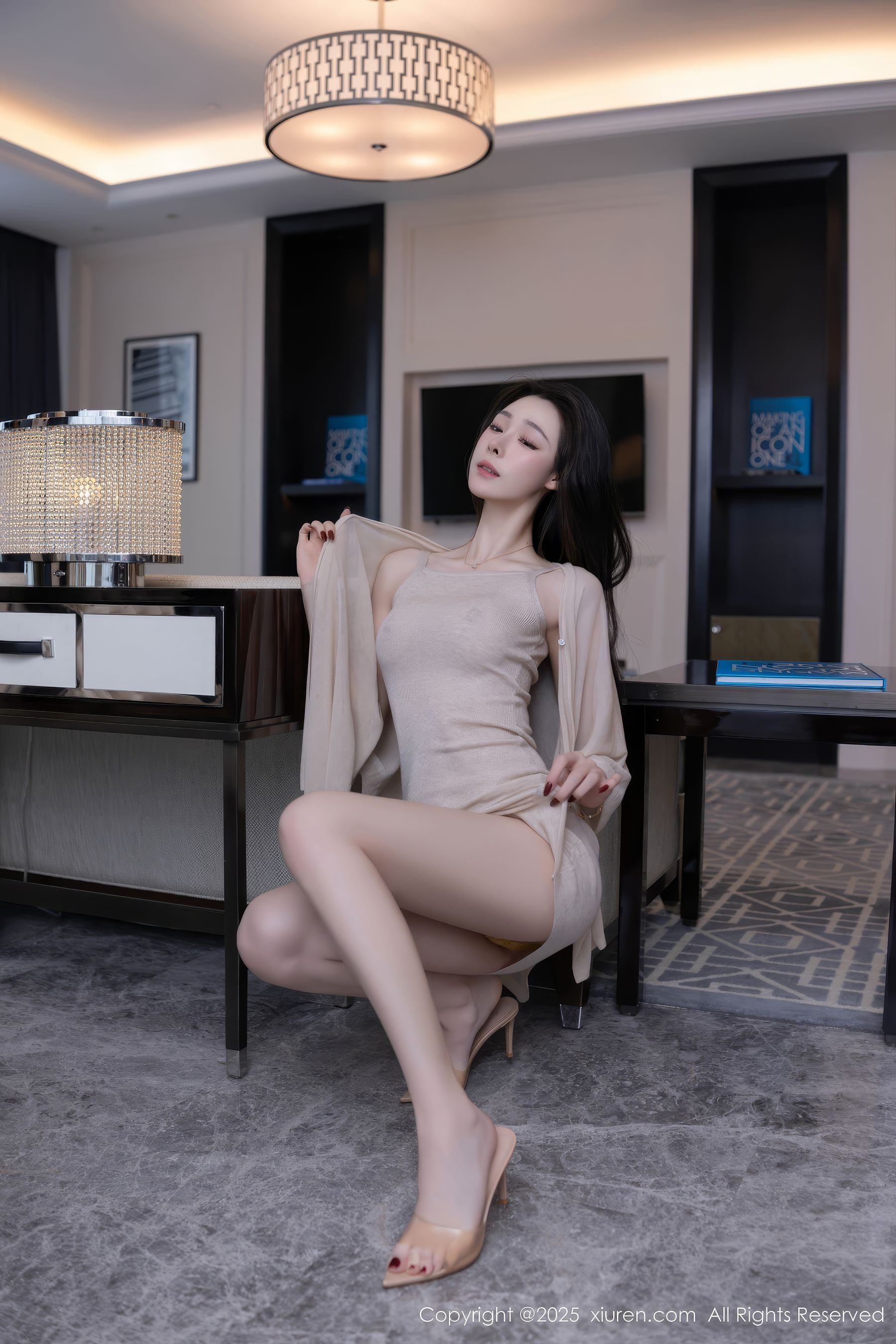 [秀人XiuRen] 2025.02.08 No.9858 小逗逗