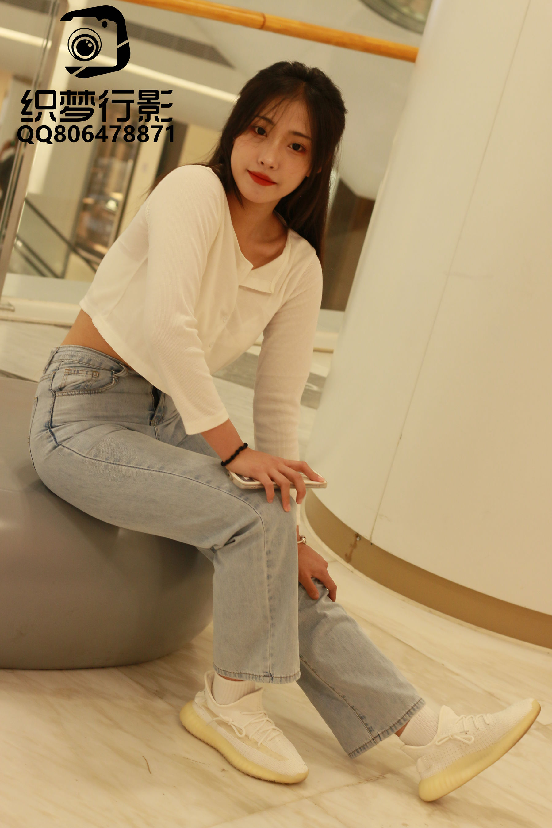 [织梦映像] 元气少女-醉卧商场君莫笑