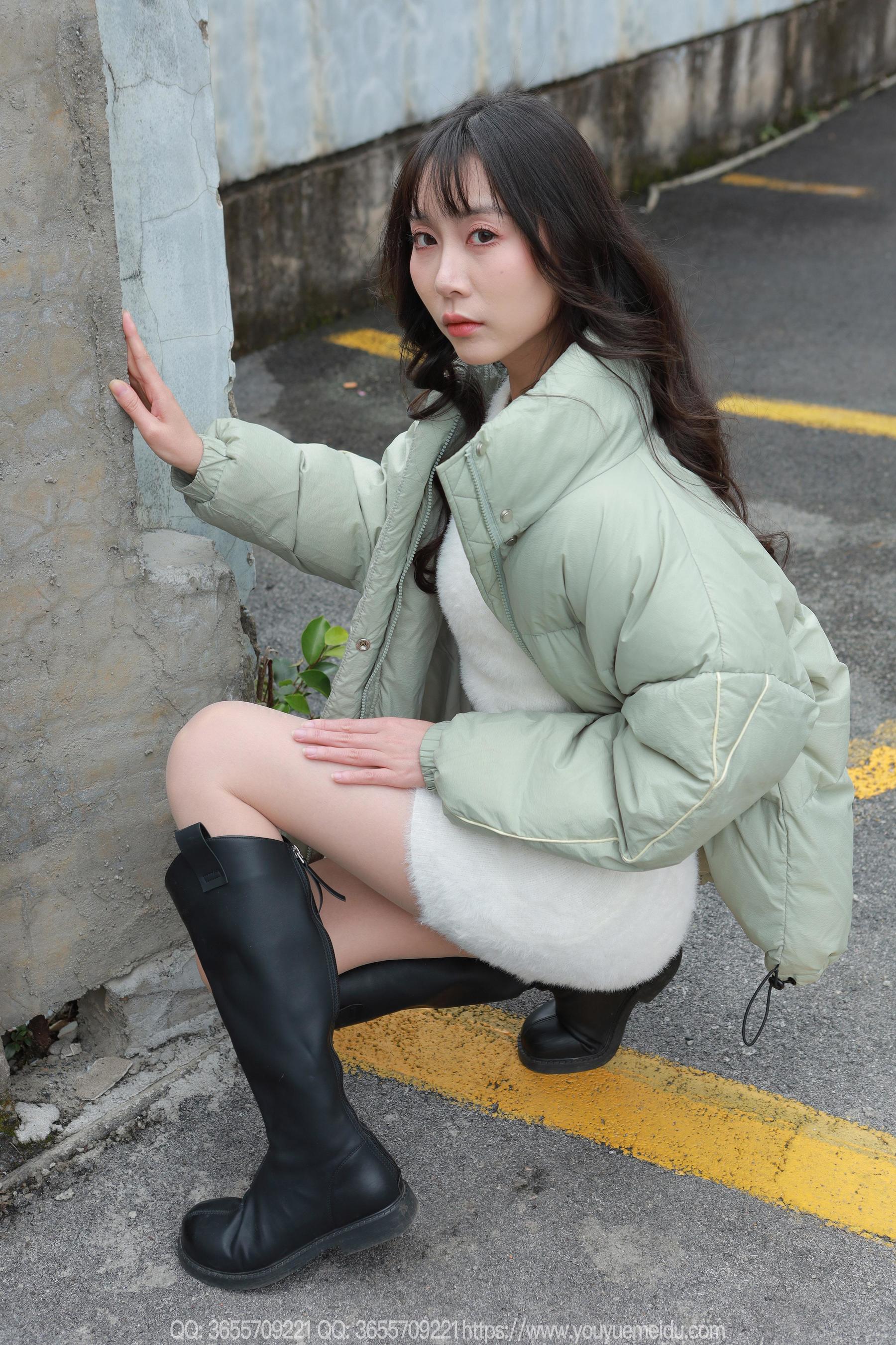 IESS异思趣向 - 模特： 团团 《长靴包臀裙（上）》