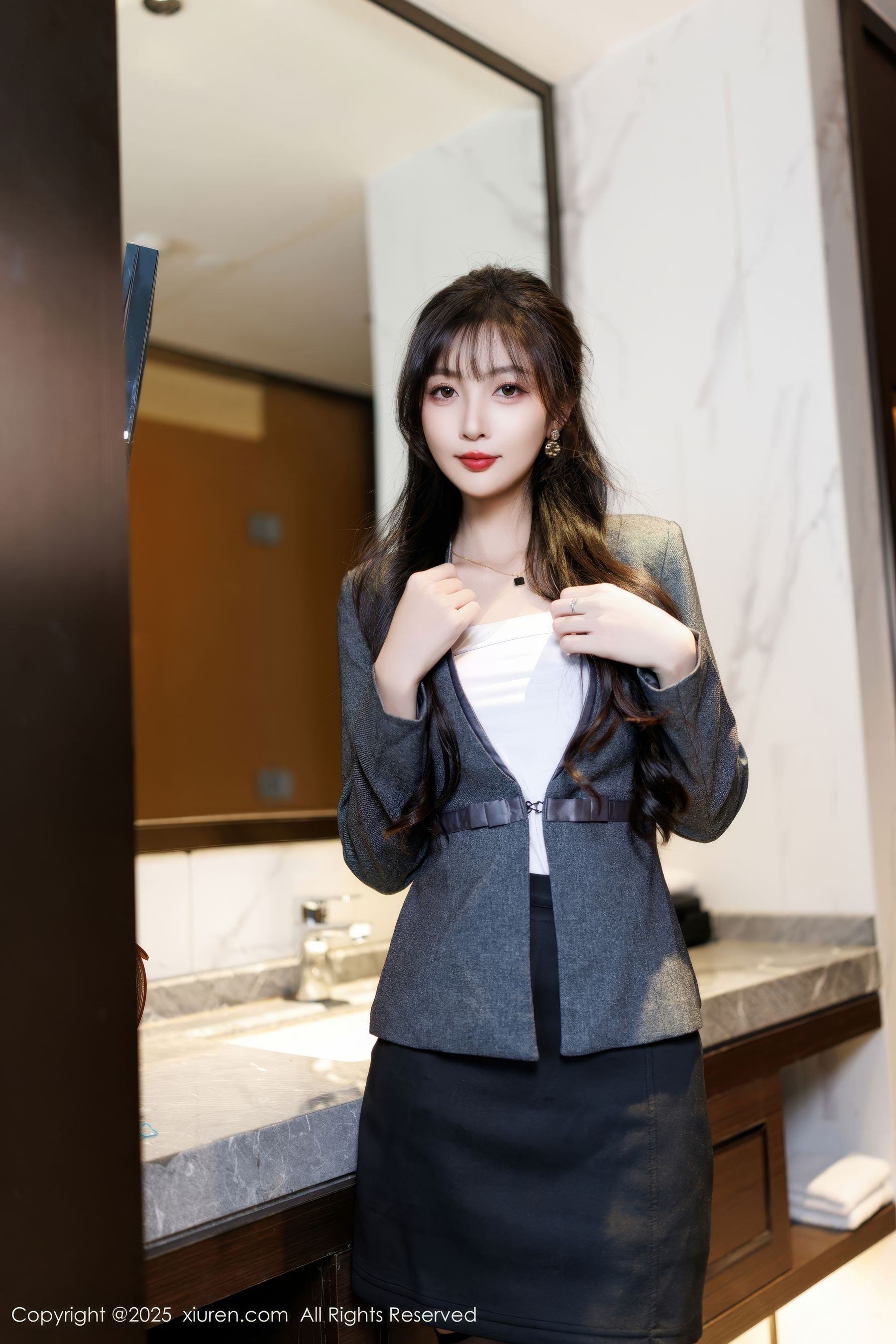 [秀人XiuRen] 2025.03.03 No.9957 樱桃小阑子