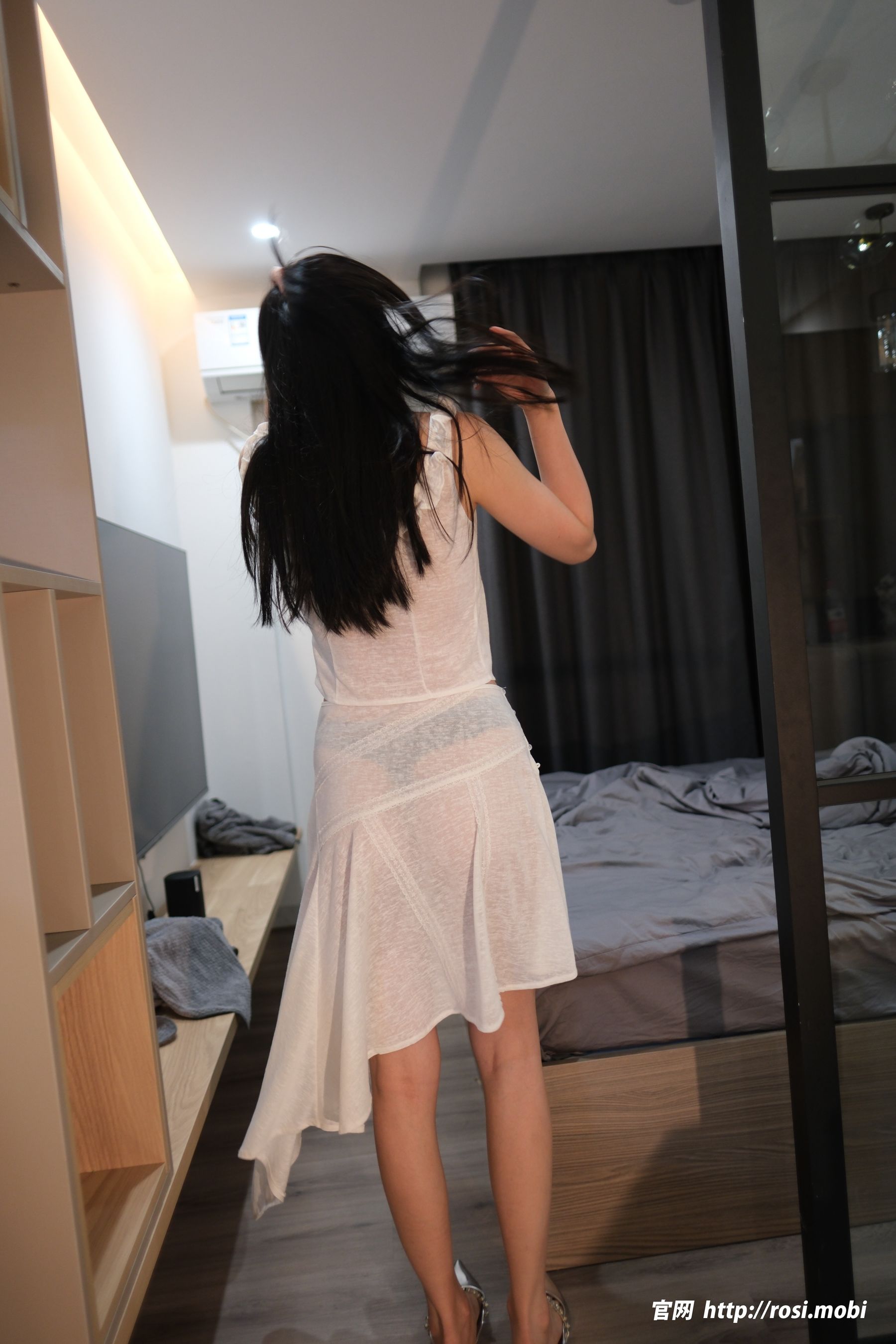 [ROSI写真] 2025.03.21 NO.4855