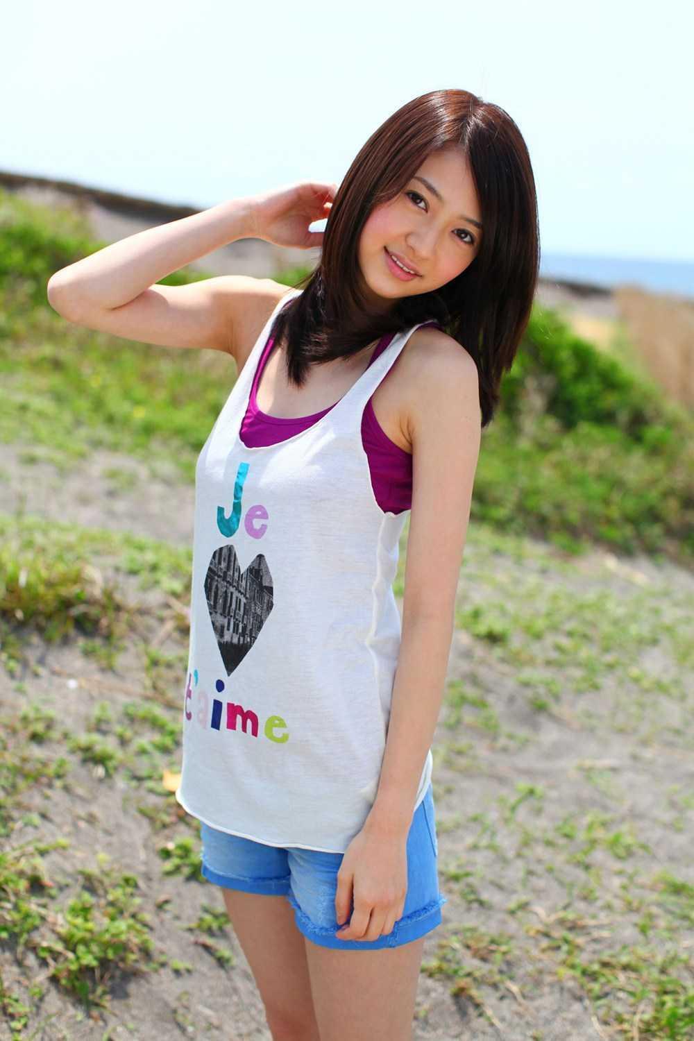 逢沢りな Colorful Days PB 写真集