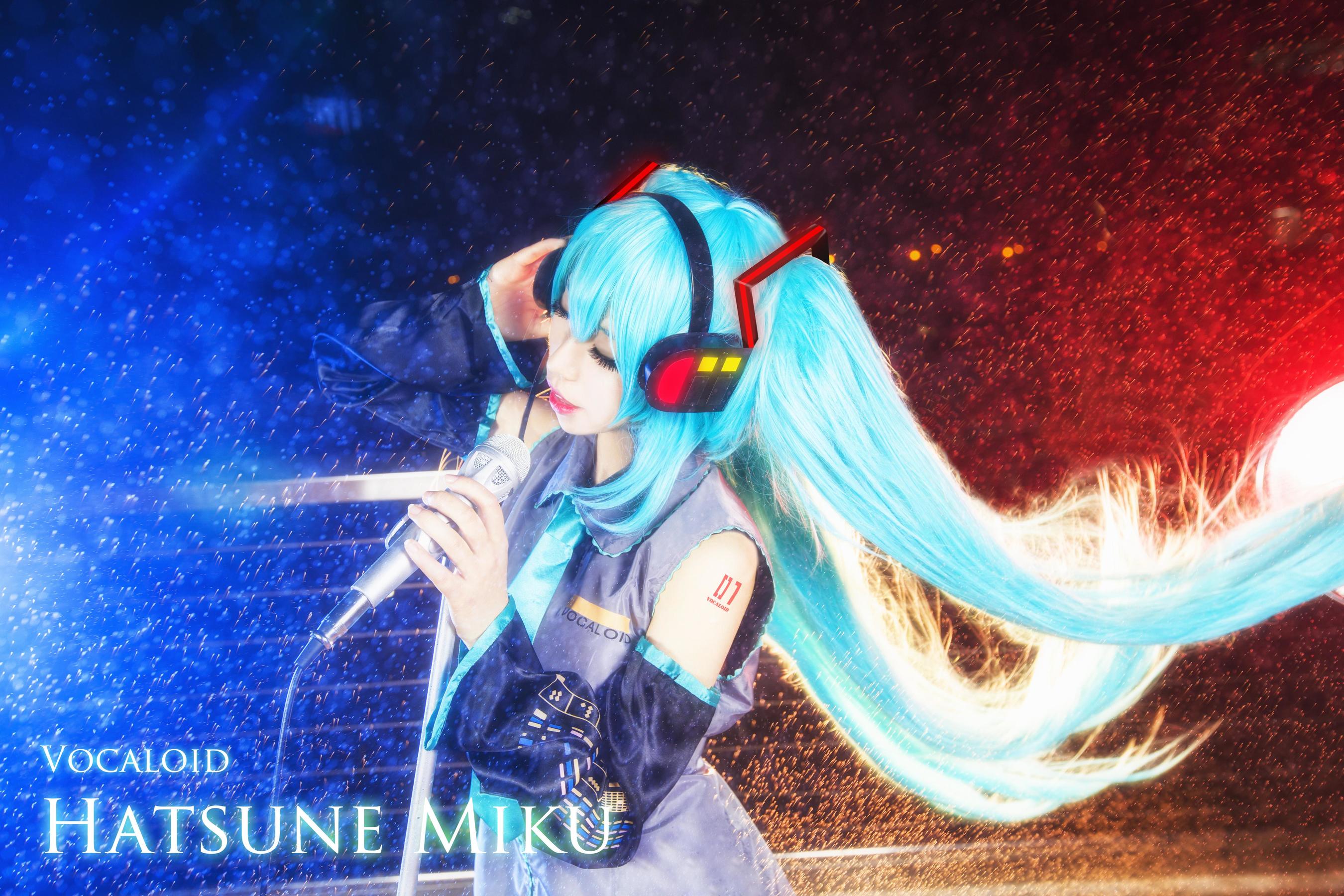 [Cosplay写真] 萌妹白易子教主 - VOCALOID