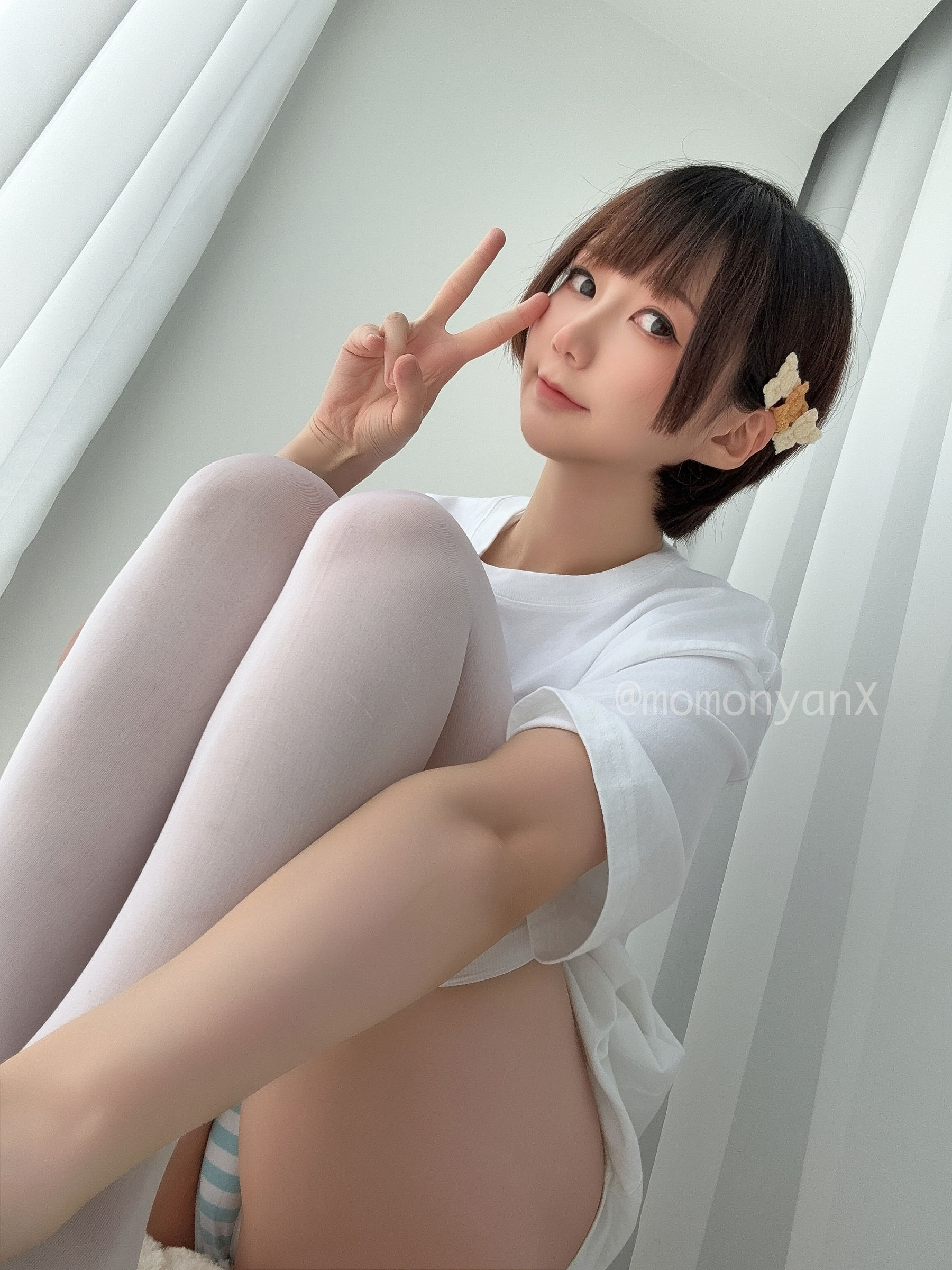 NAGISA魔物喵 [fantia] - 2025年06月 ゲームしてる