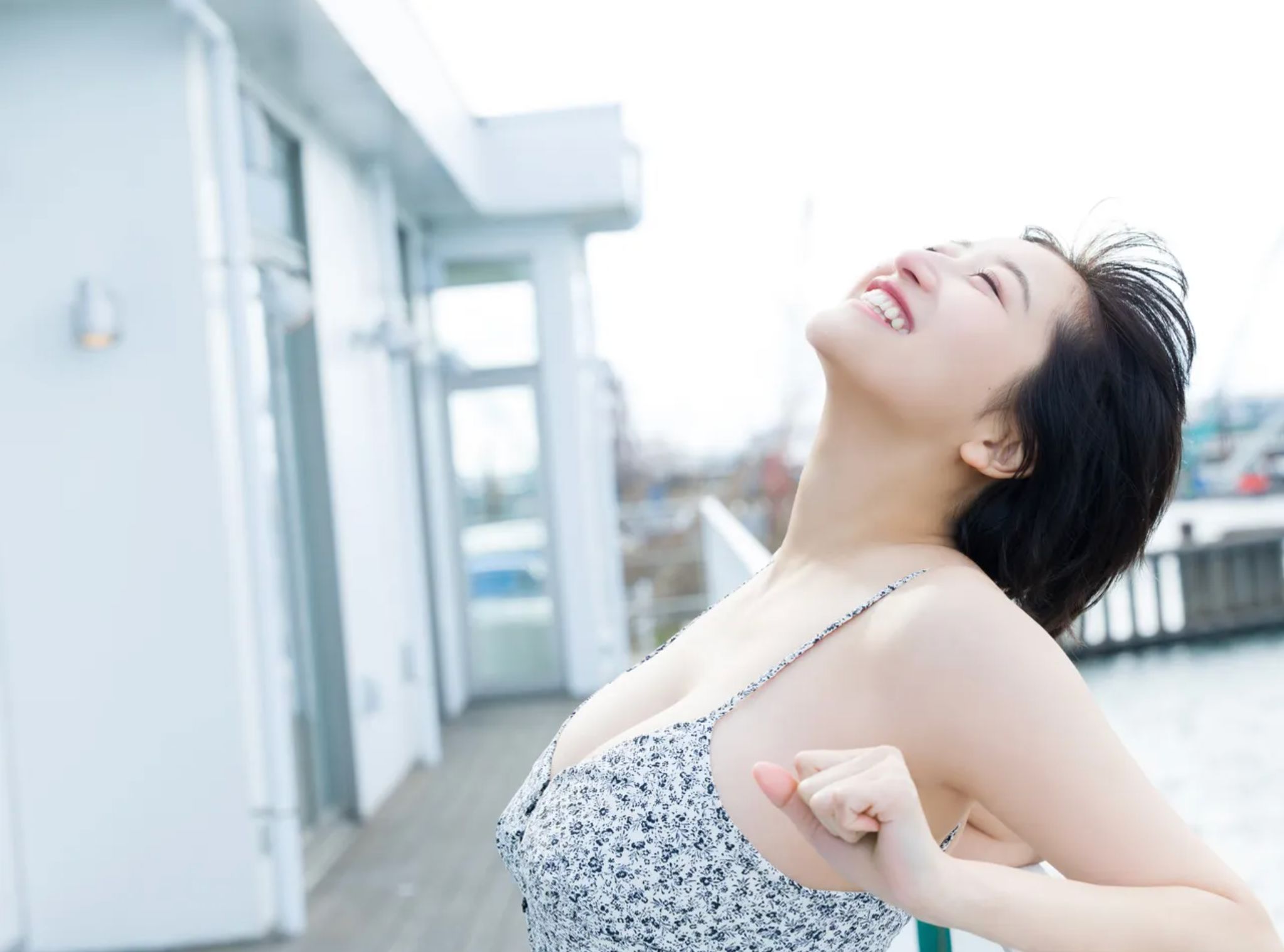 榎原依那 - ファースト インパクト