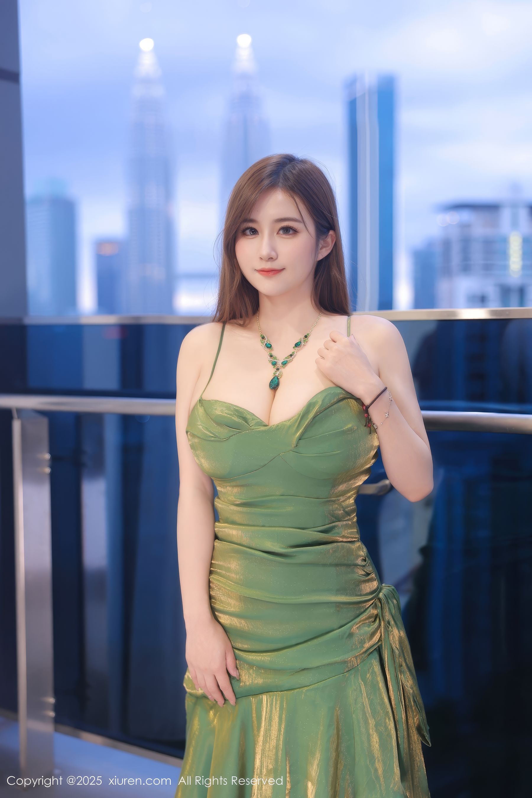 [秀人XiuRen] 2025.04.18 No.10169 小肉肉咪